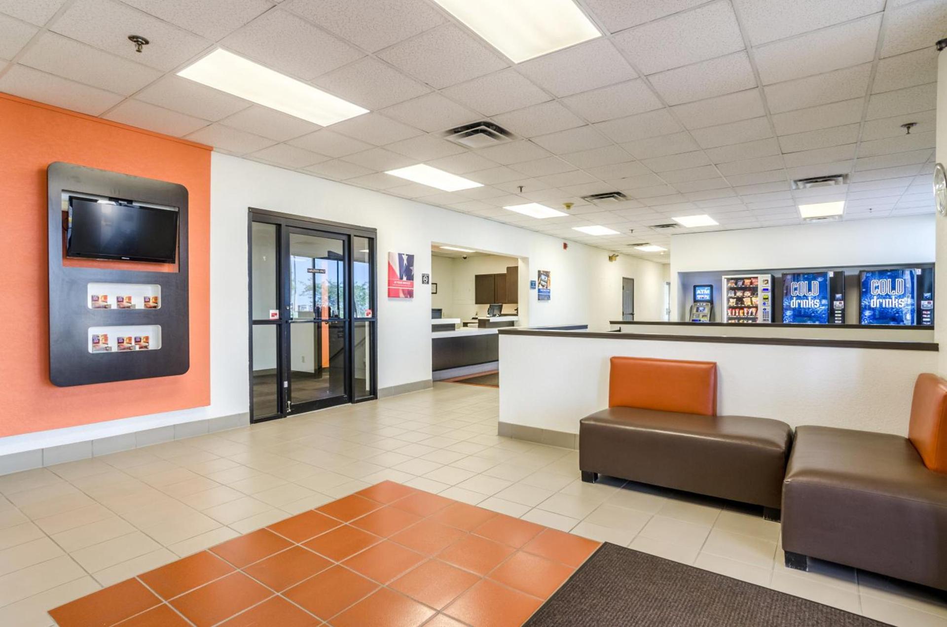 Motel 6-York, NE photo 11