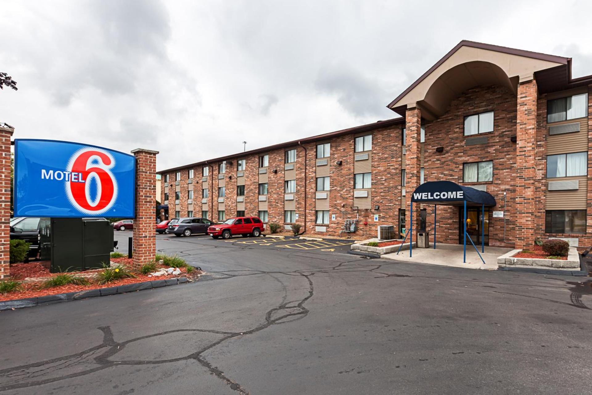 Motel 6-Milwaukee, WI - Glendale photo 29