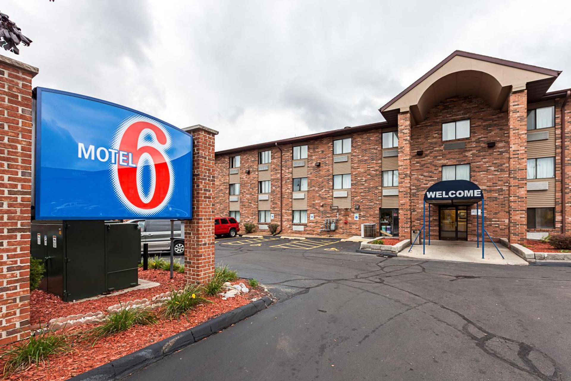 Motel 6-Milwaukee, WI - Glendale photo 27