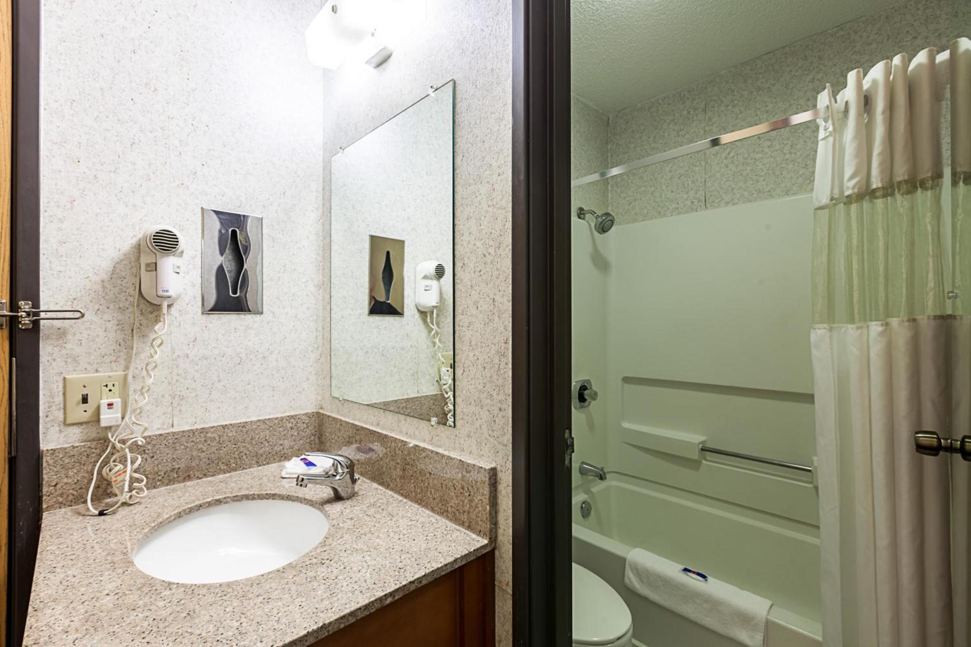 Motel 6-Milwaukee, WI - Glendale photo 32