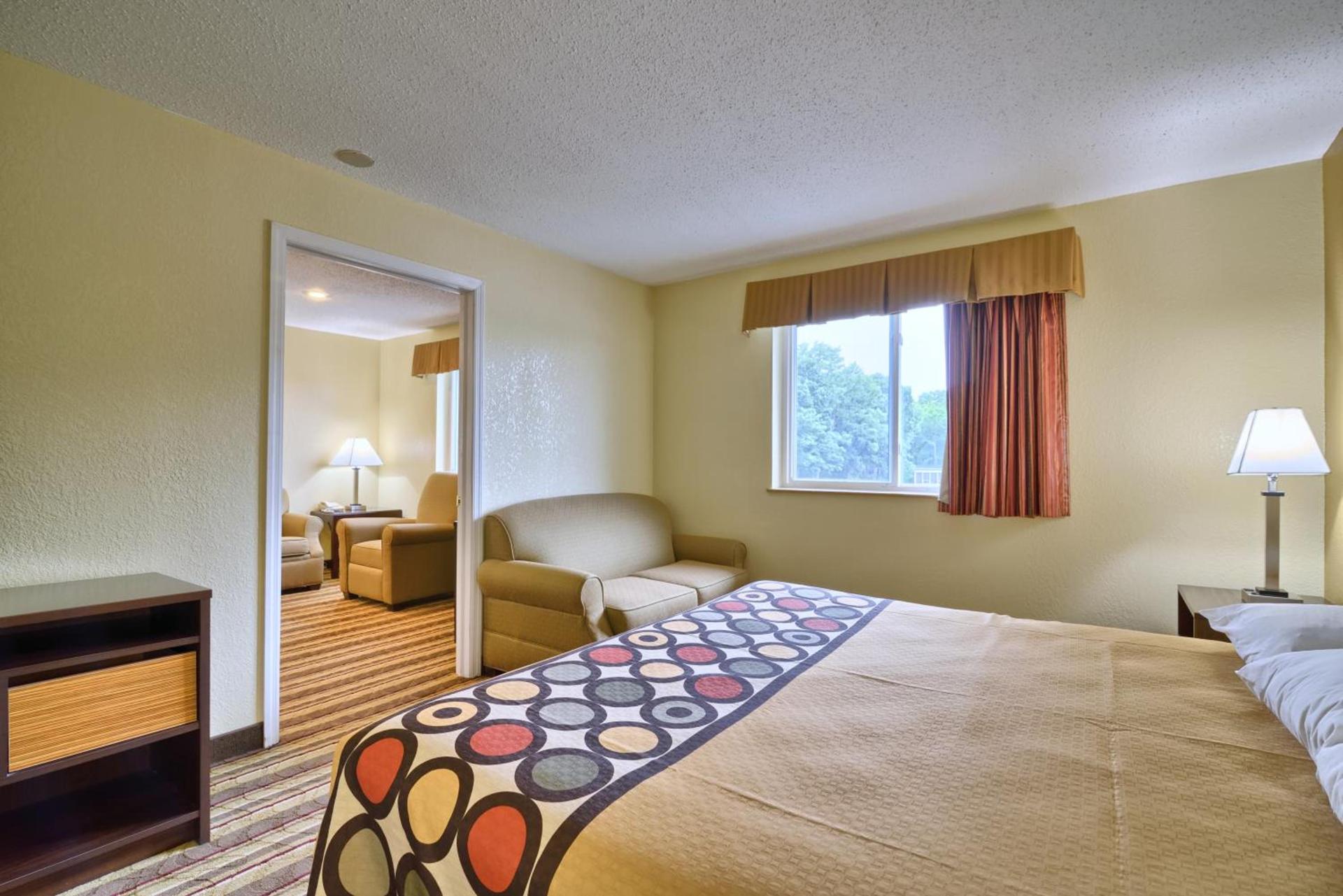 Super 8 by Wyndham Latham - Albany Airport photo 27