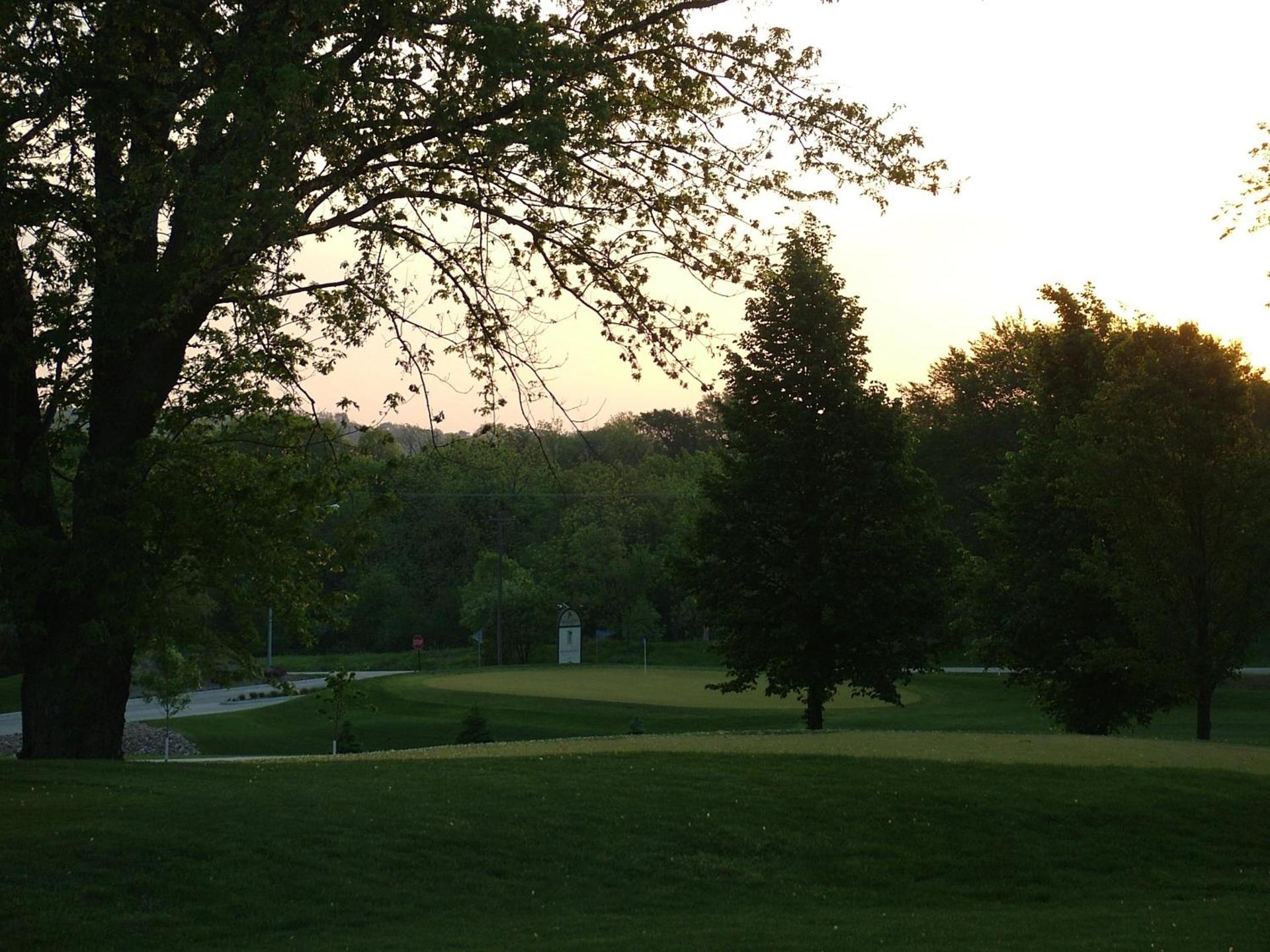 Cobblestone Inn & Suites - Denison | Majestic Hills photo 32