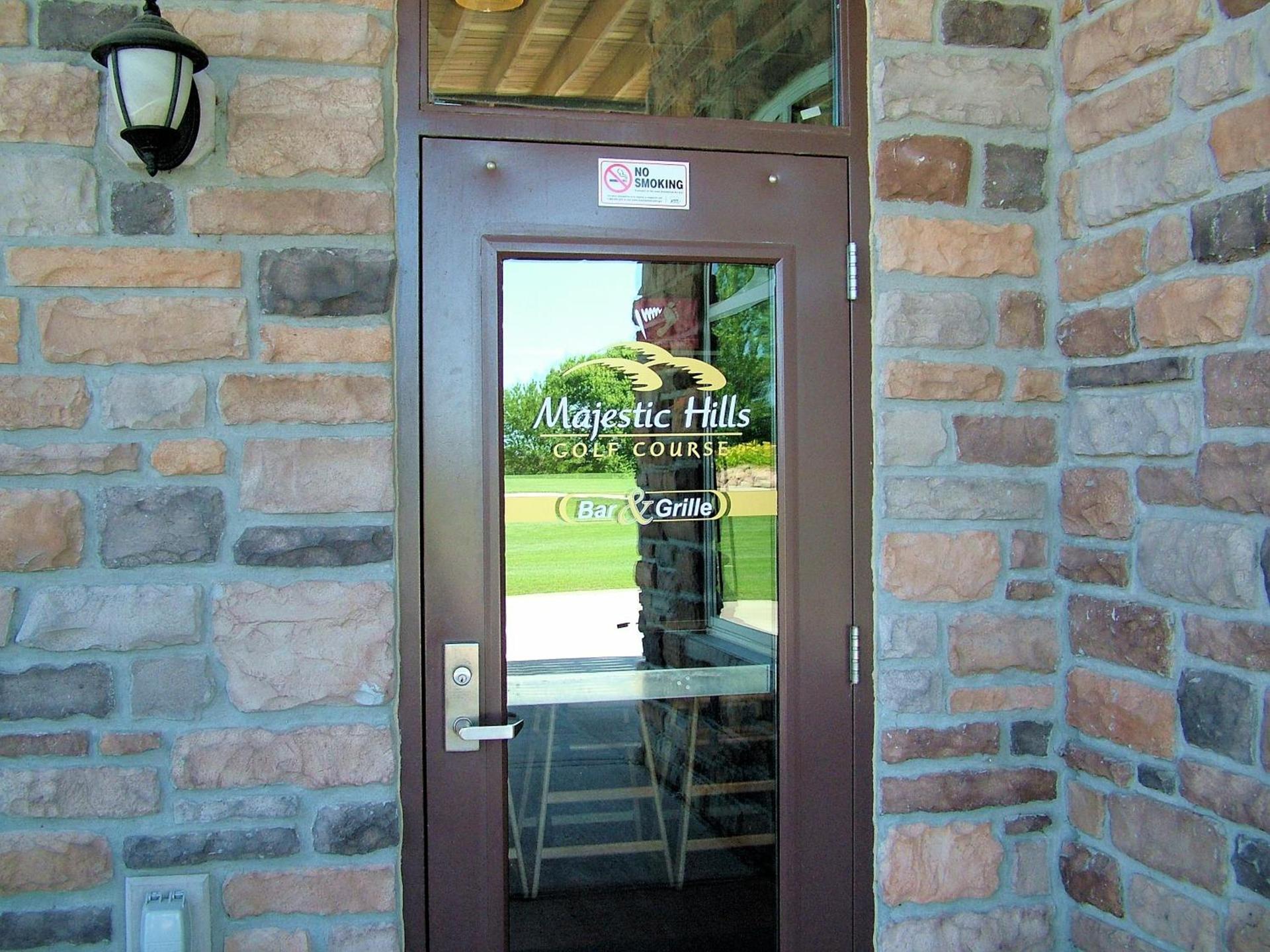 Cobblestone Inn & Suites - Denison | Majestic Hills photo 27