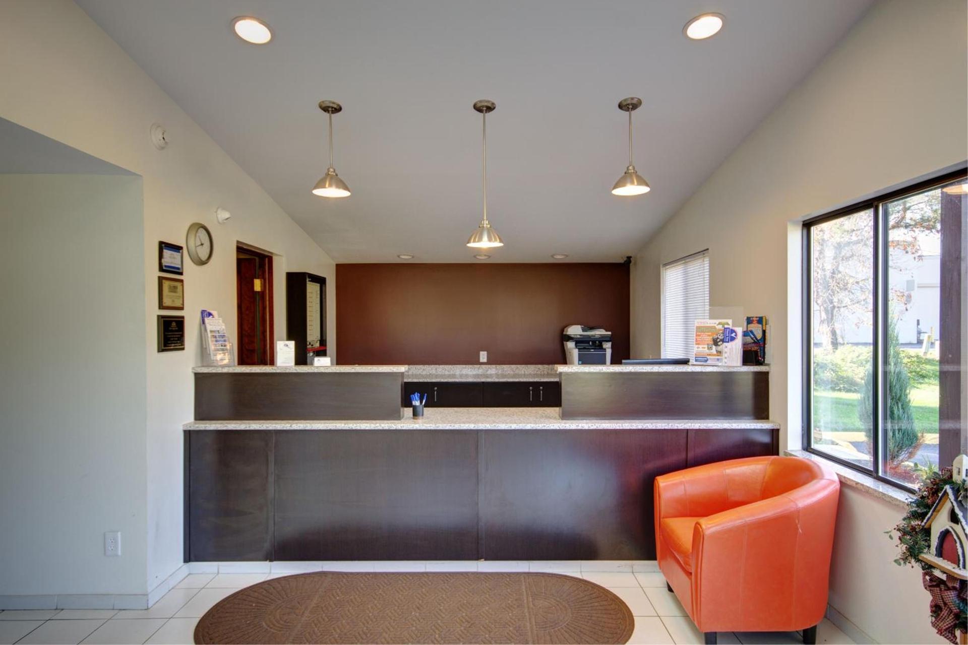 Americas Best Value Inn Heath-Newark photo 21