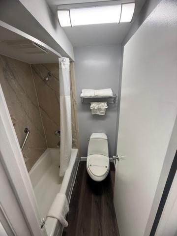 Naval Suites by FairBridge photo 44