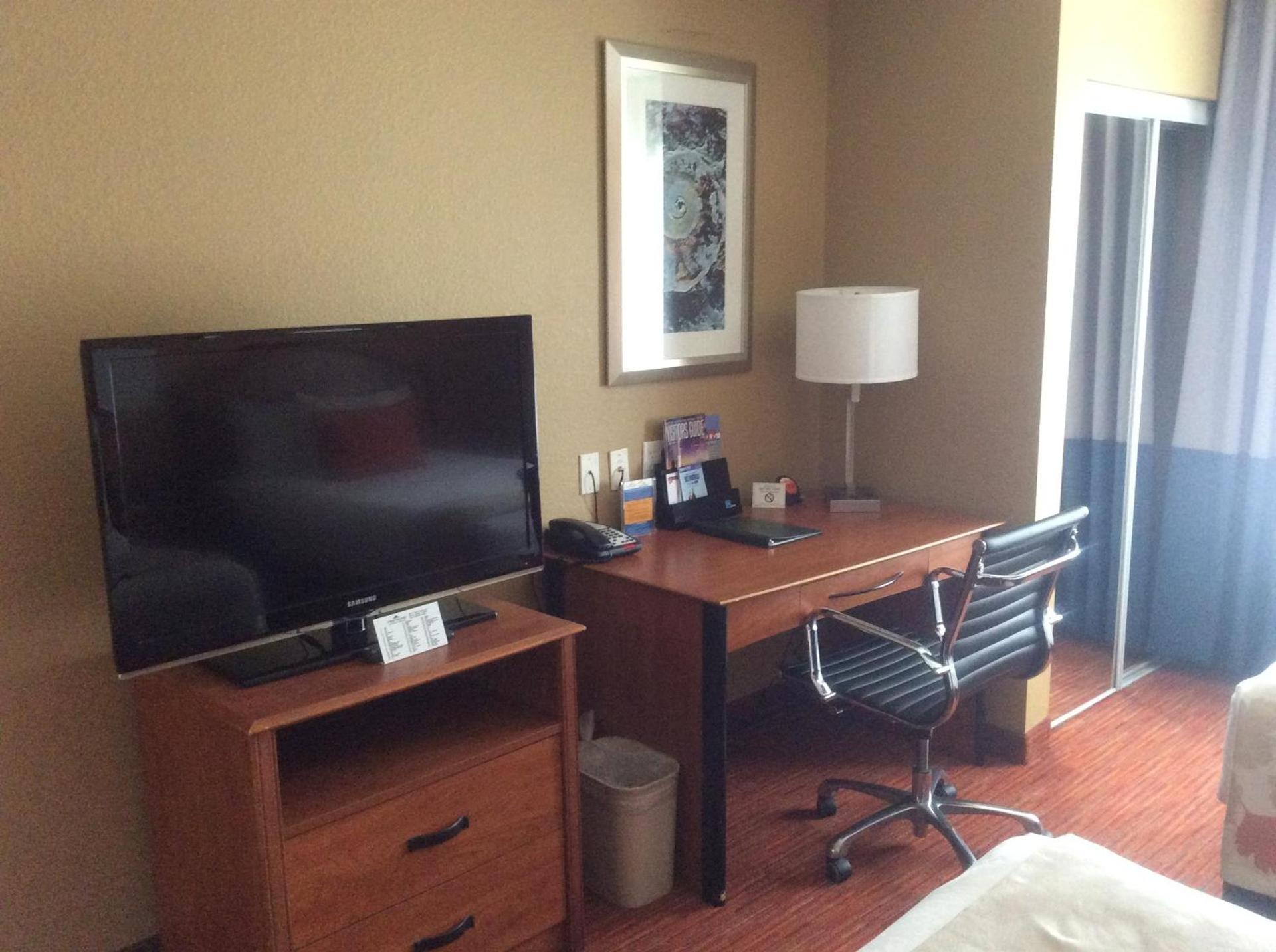 Hawthorn Extended Stay by Wyndham Corpus Christi photo 10