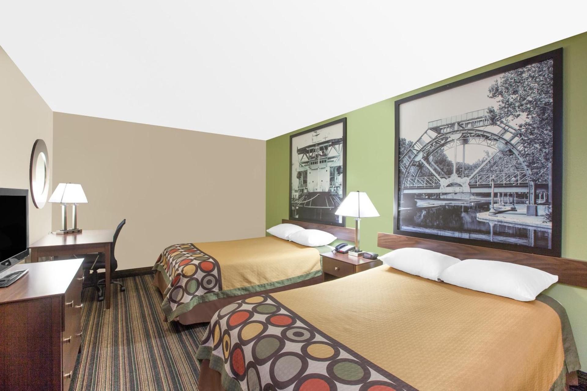 Super 8 by Wyndham Natchitoches photo 33
