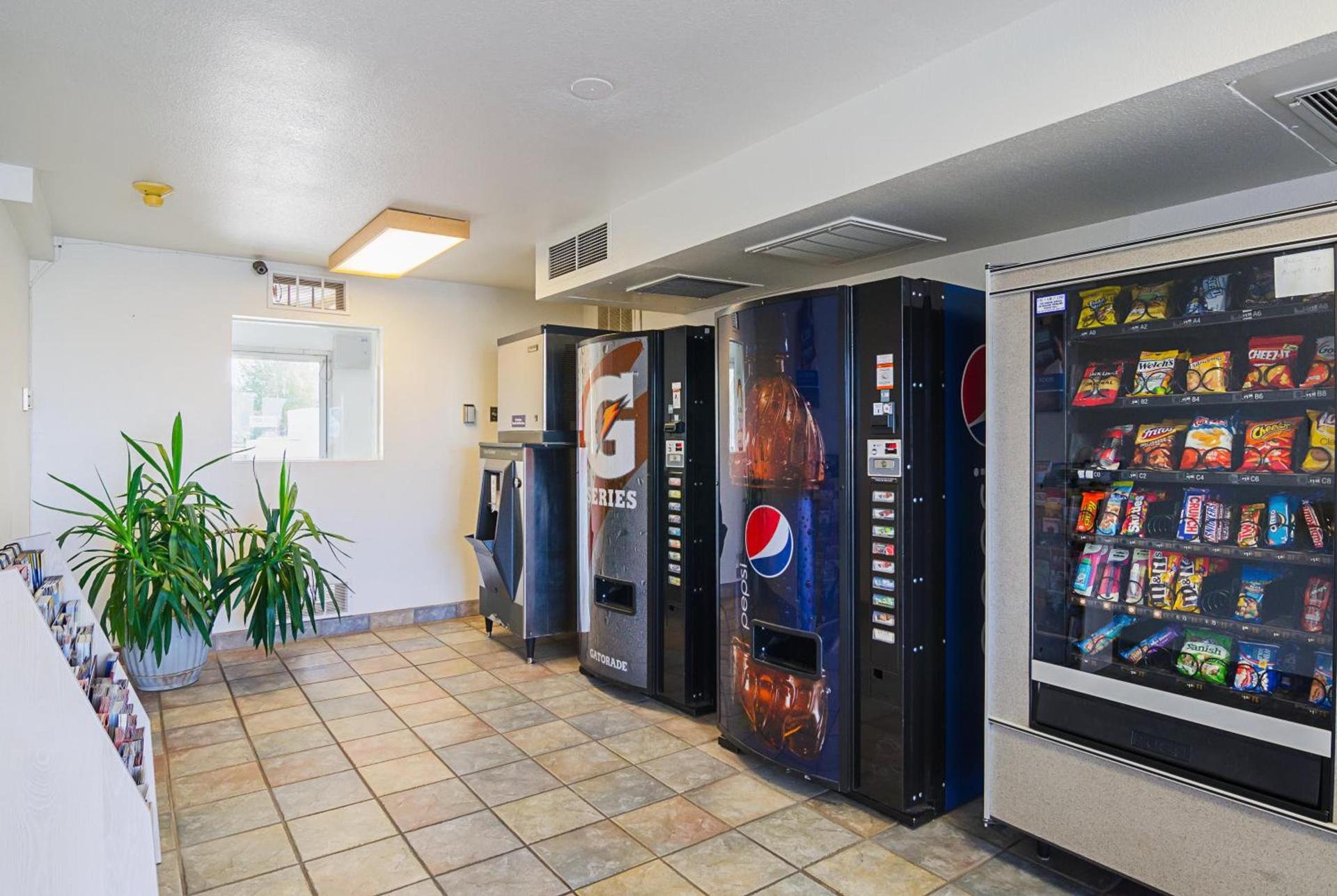 Motel 6-Laramie, WY photo 34
