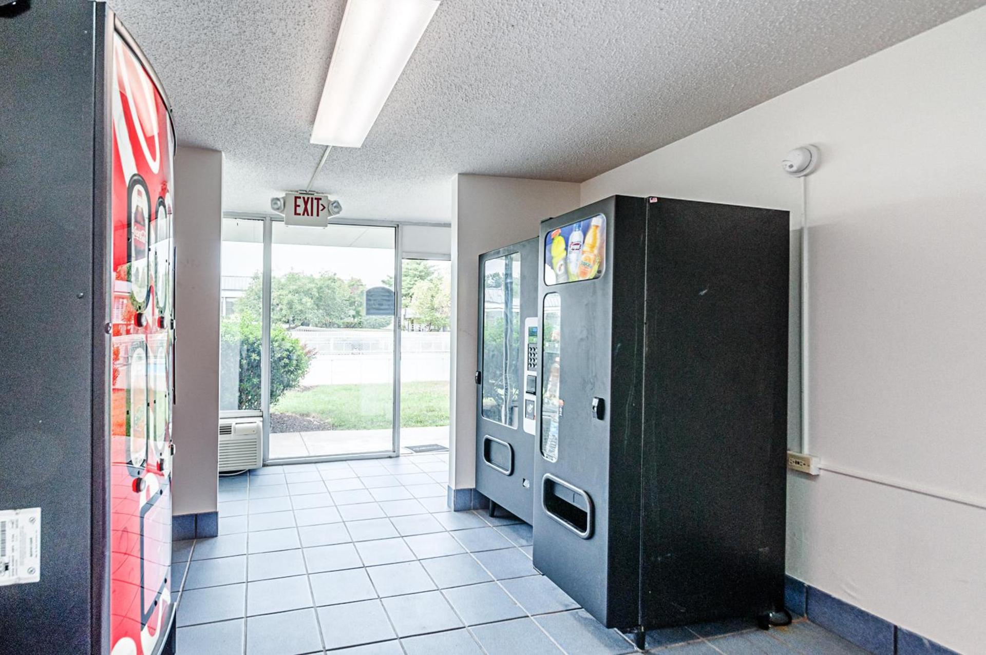 Motel 6-Dumfries, VA photo 32