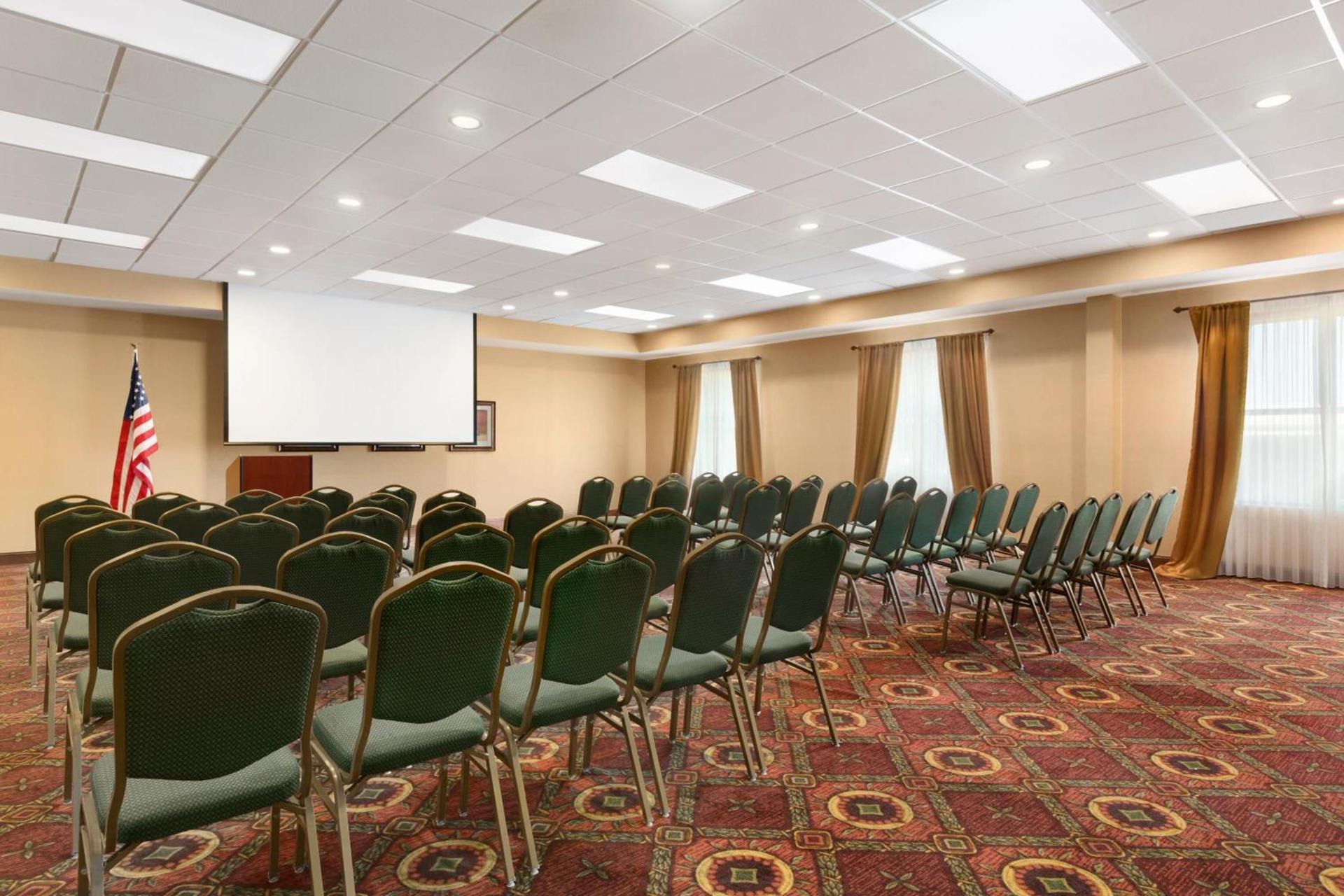 Country Inn & Suites by Radisson, Athens, GA photo 27