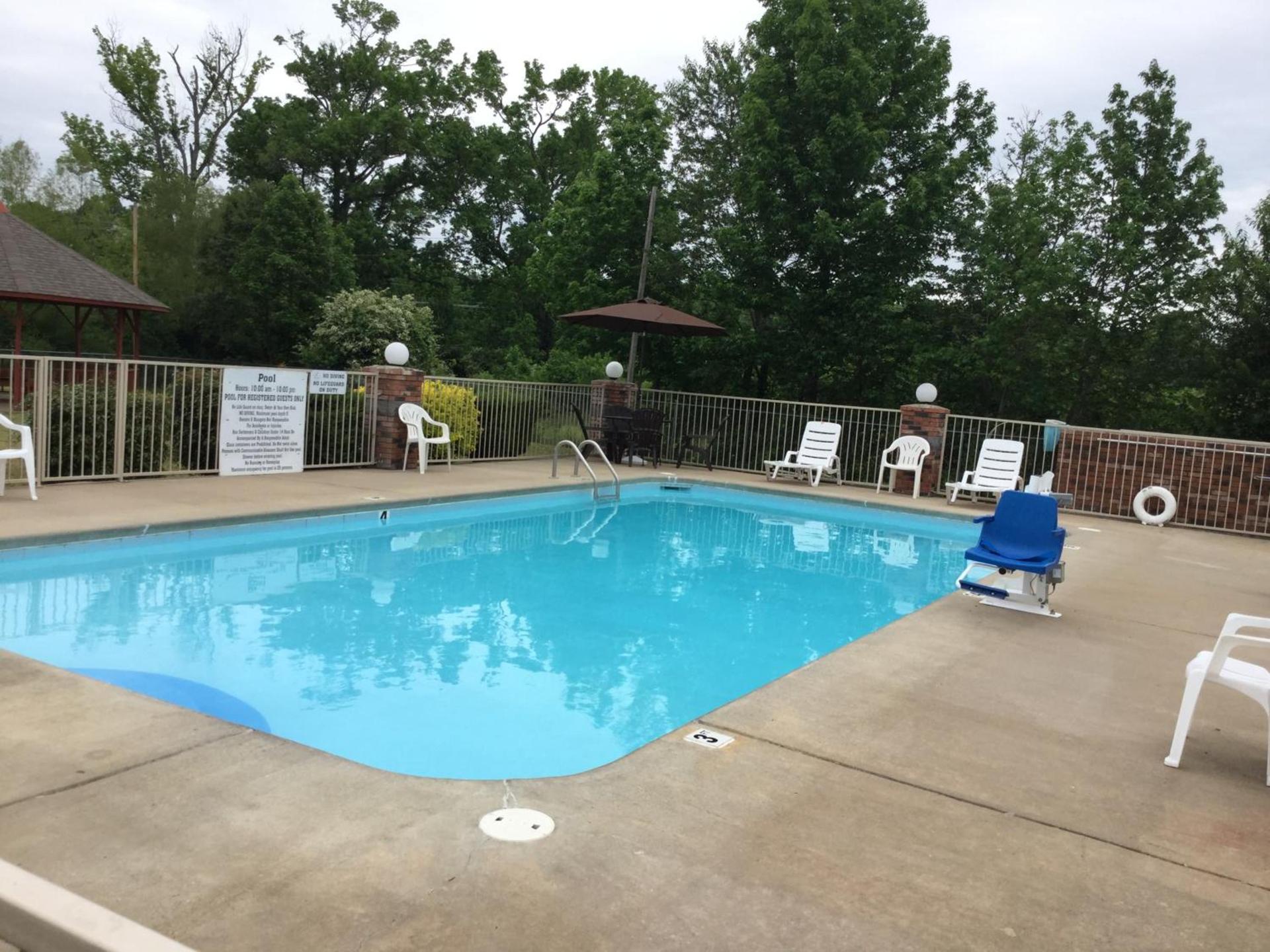 Americas Best Value Inn Cabot photo 19