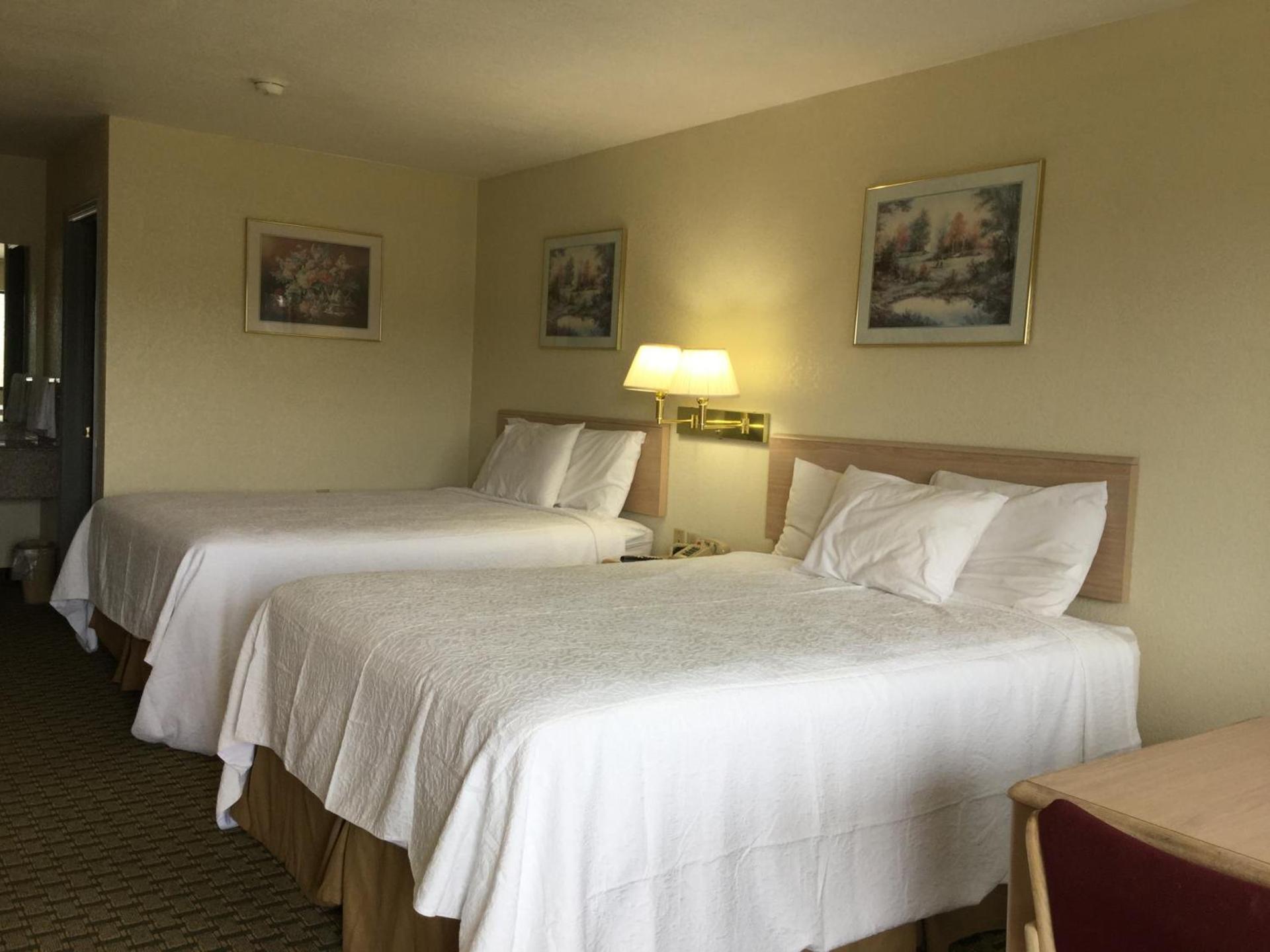 Americas Best Value Inn Cabot photo 14