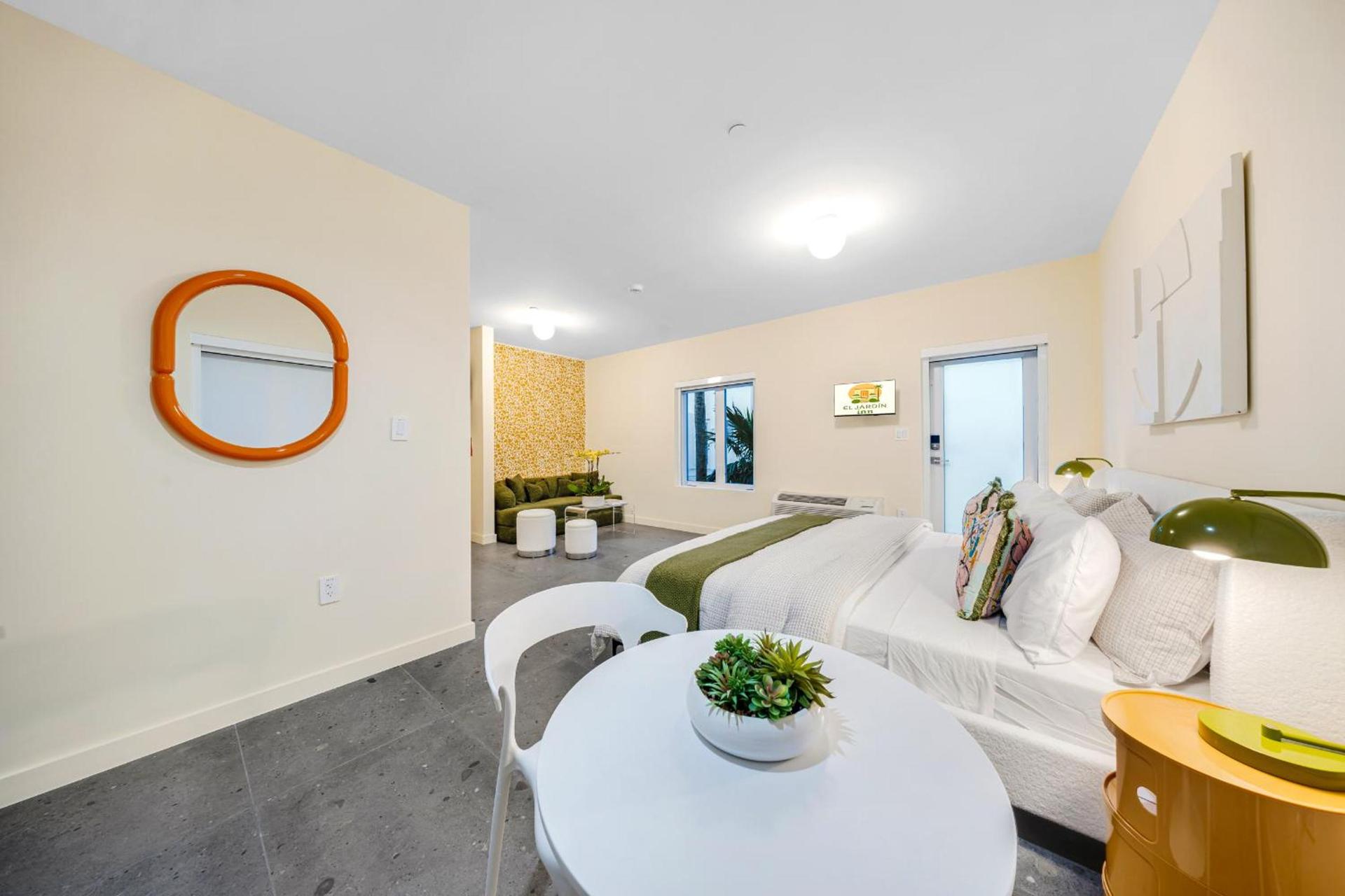 El Jardin by Renzzi photo 72