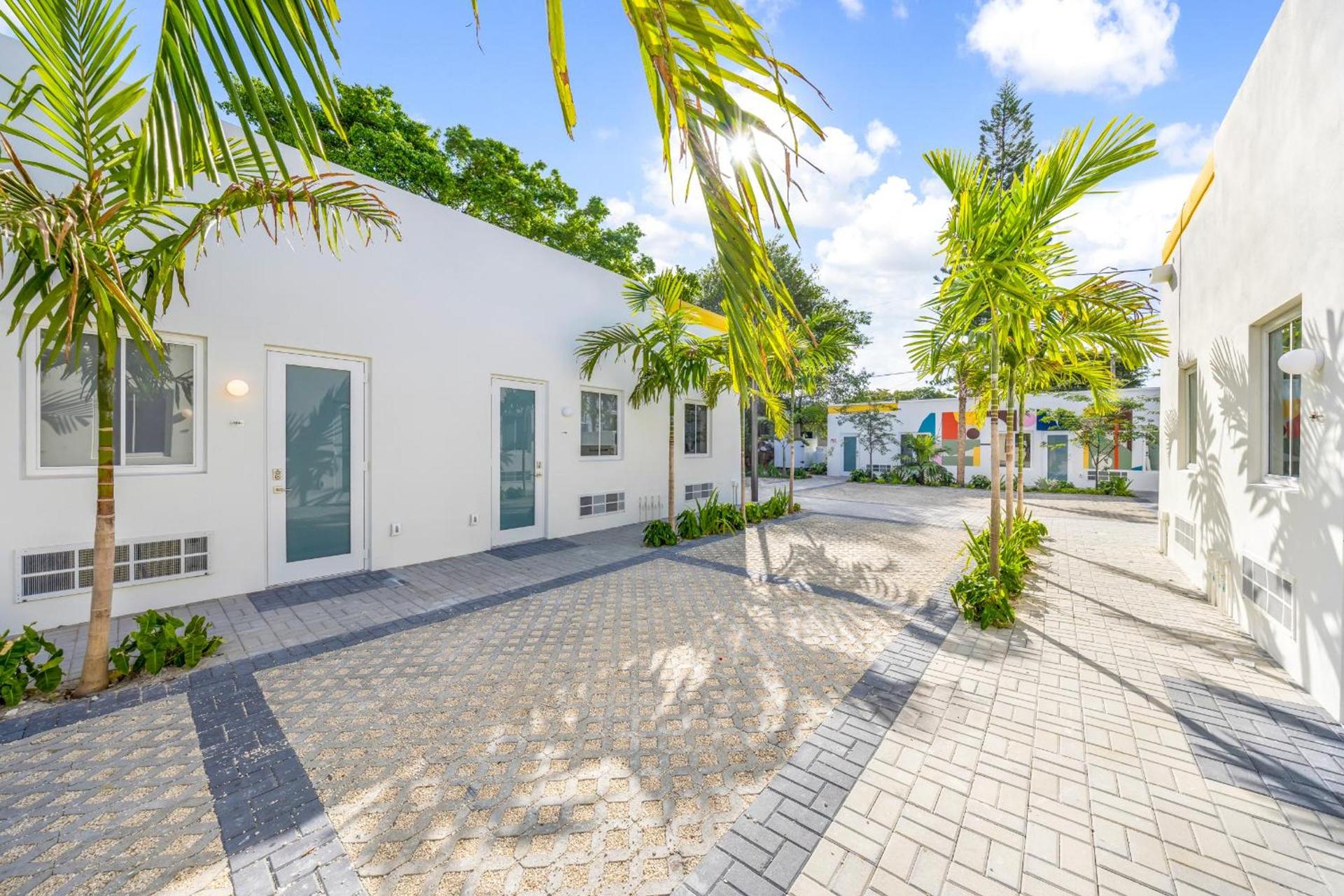 El Jardin by Renzzi photo 5