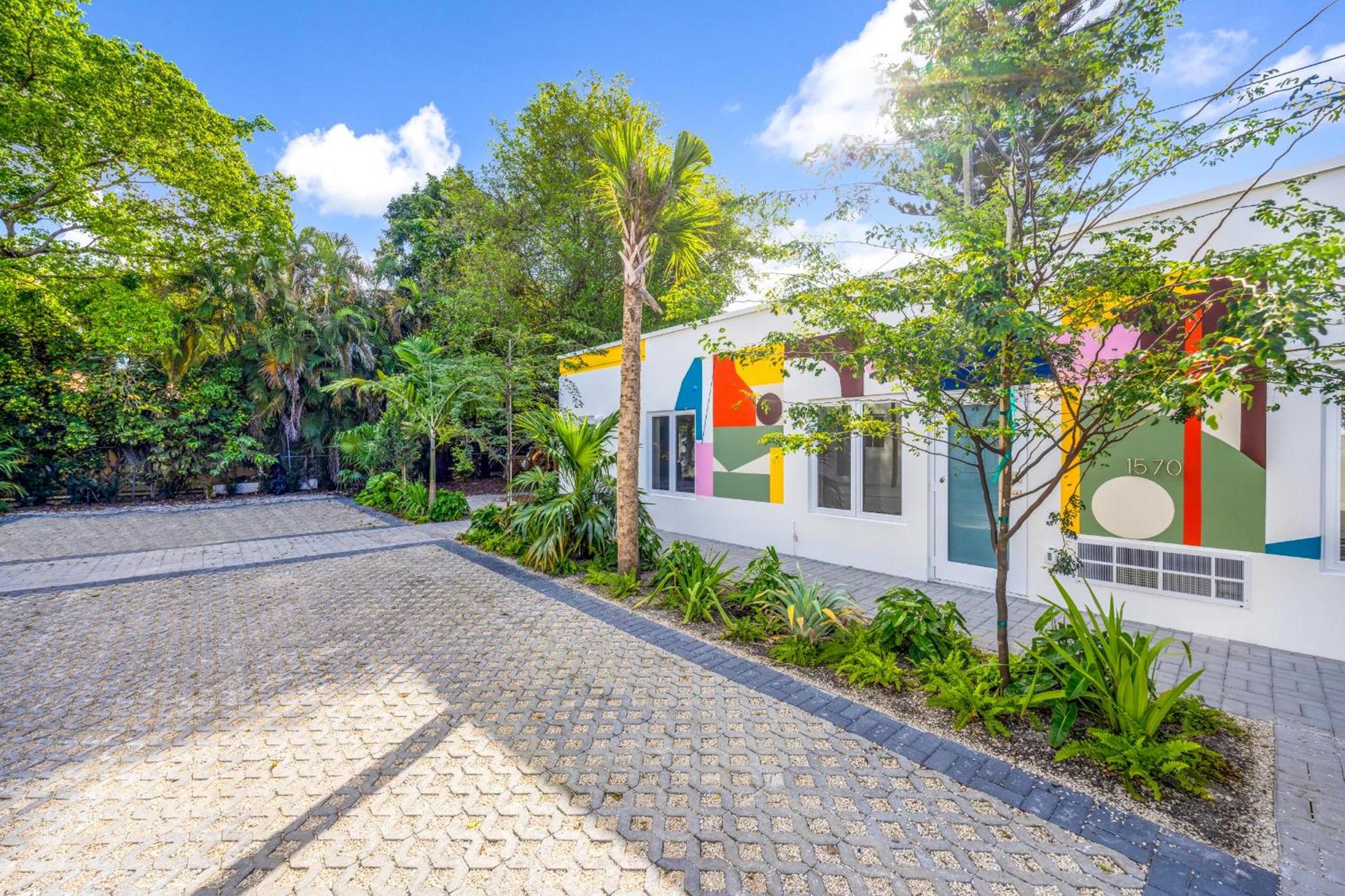 El Jardin by Renzzi photo 64