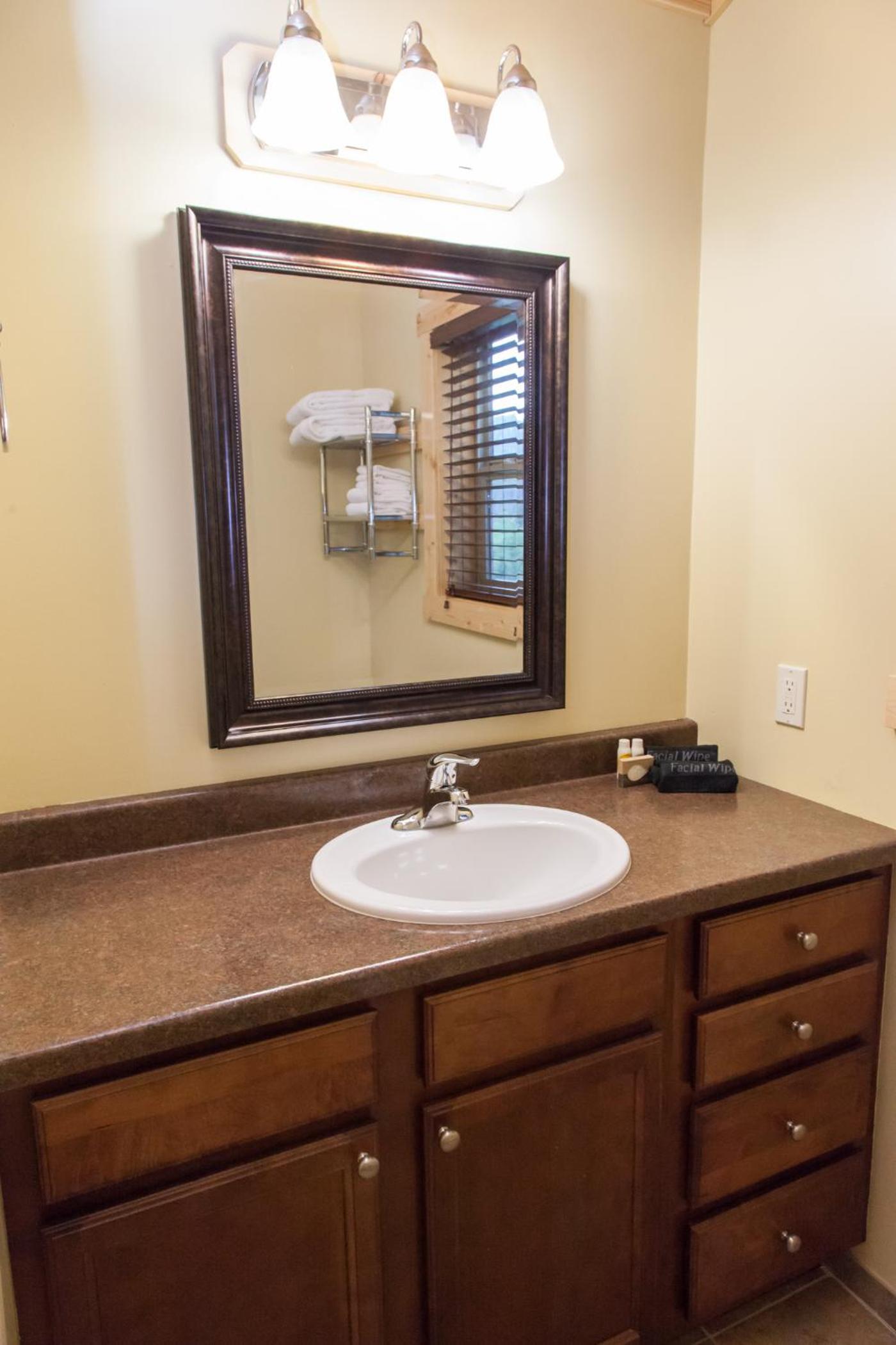 Homestake Lodge photo 16
