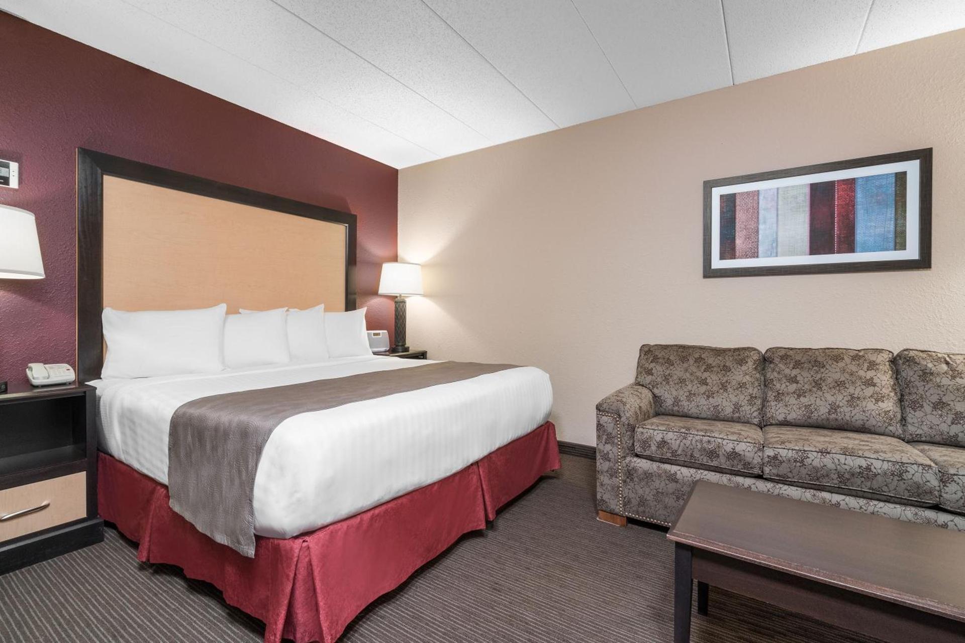 AmericInn by Wyndham Detroit Lakes photo 9