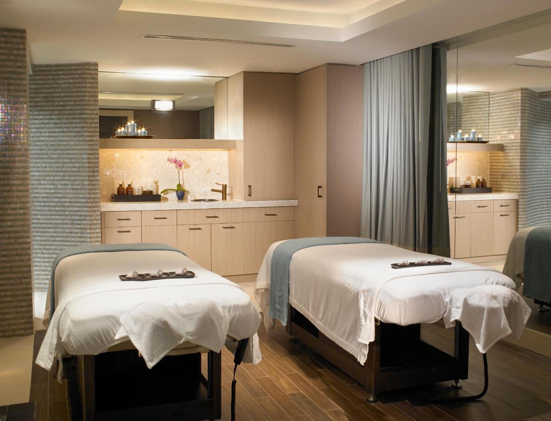The Palms Hotel & Spa photo 74