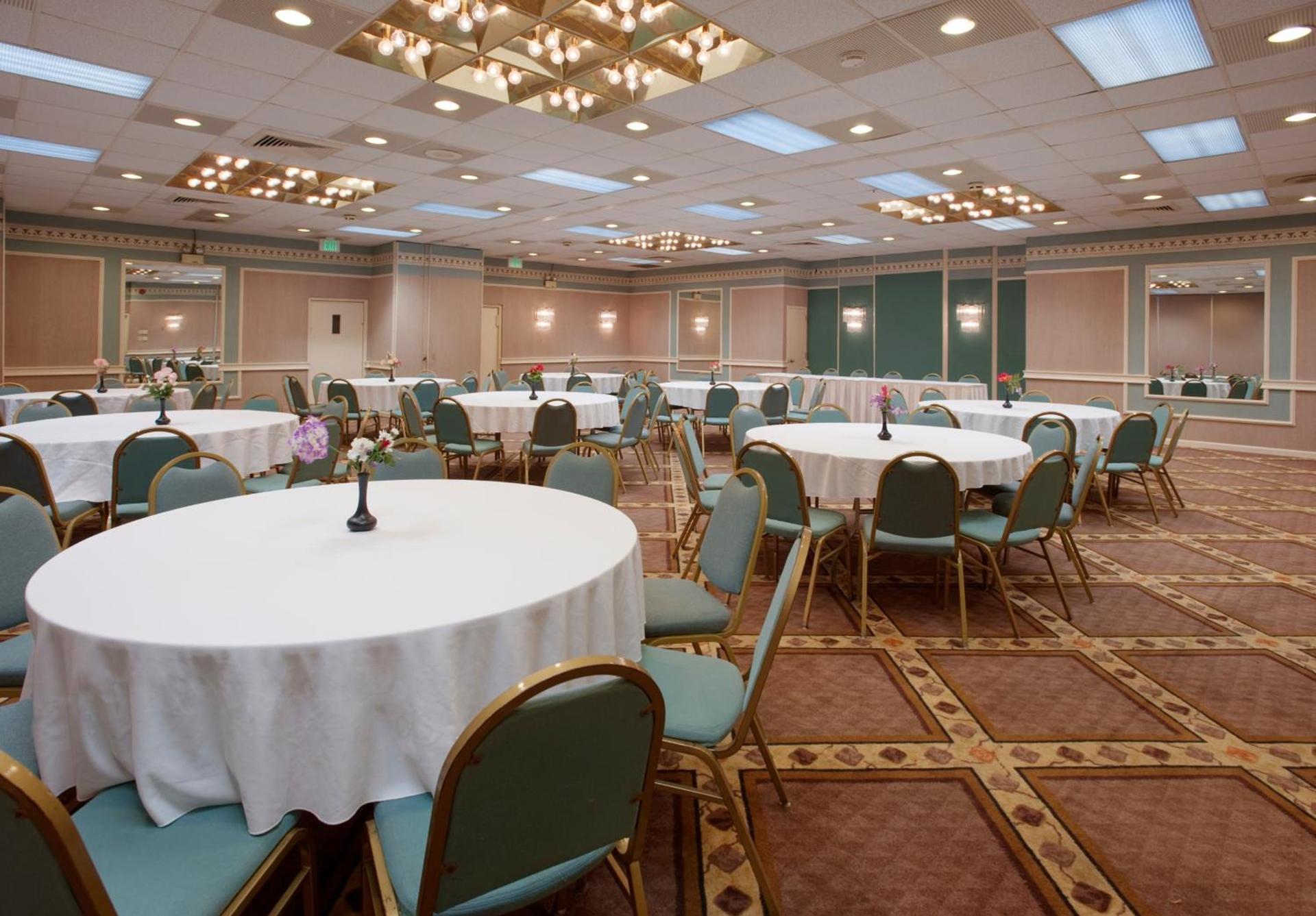 Americas Best Value Inn - Baltimore photo 9