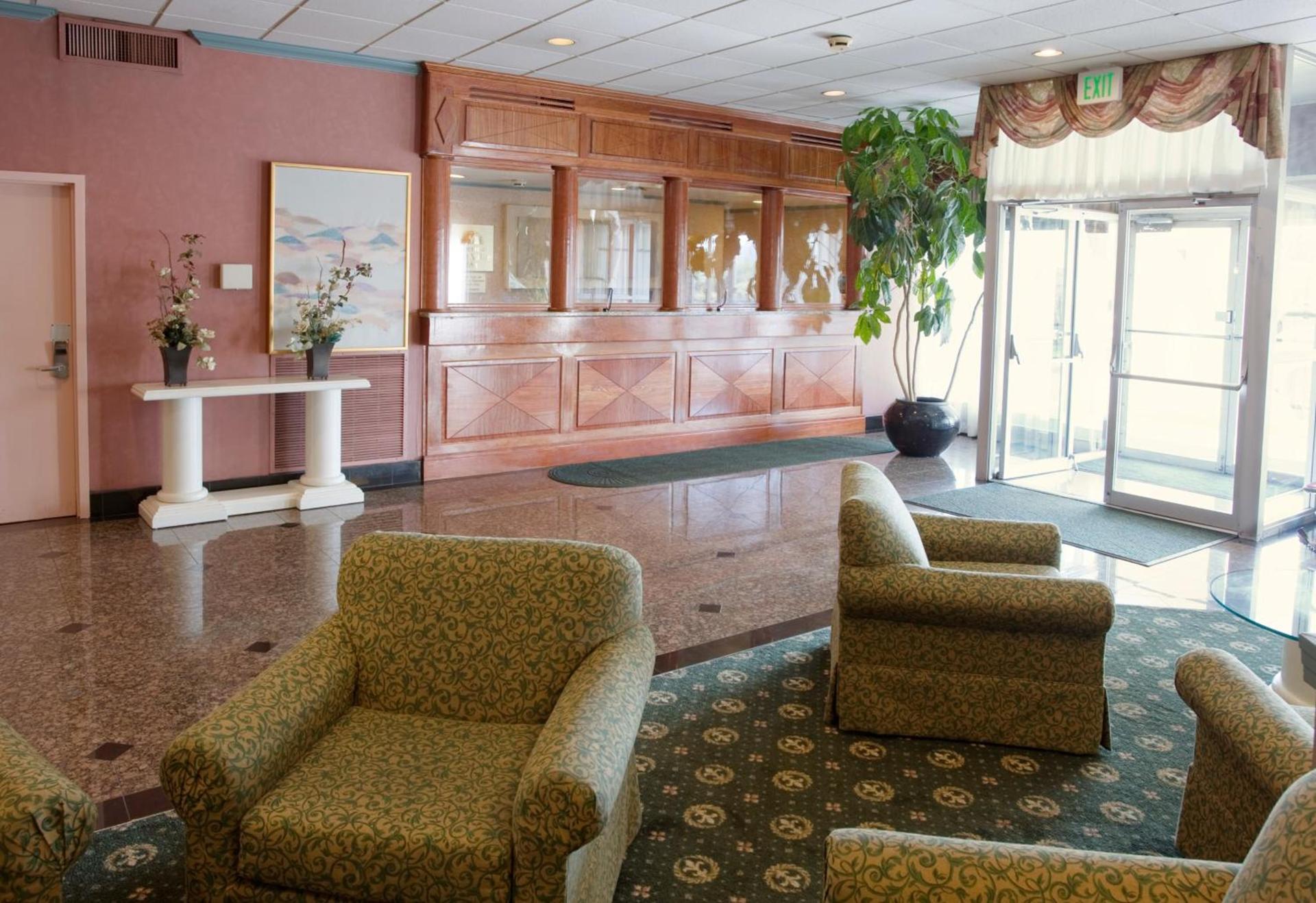 Americas Best Value Inn - Baltimore photo 2