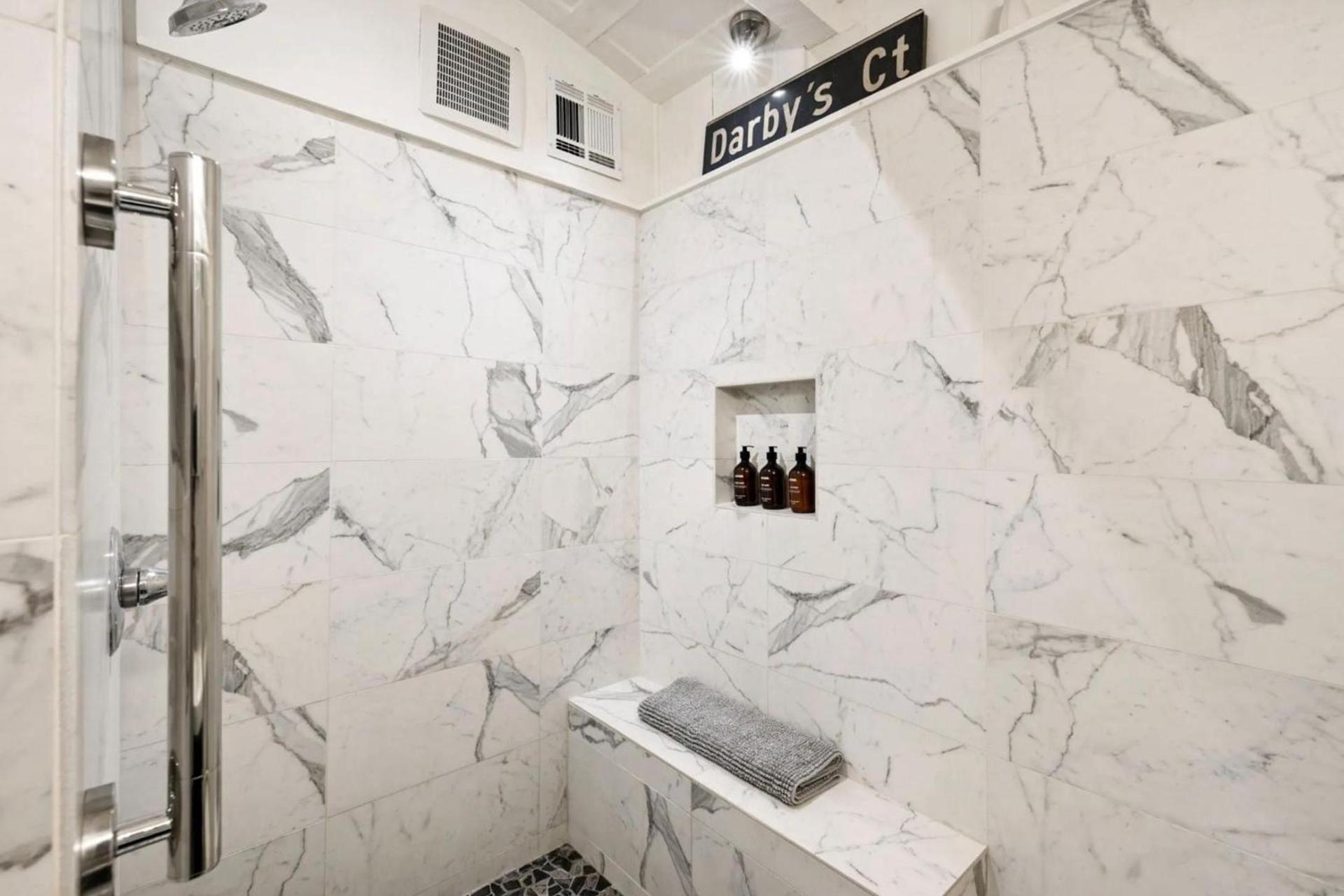 Speakeasy Hotel photo 23