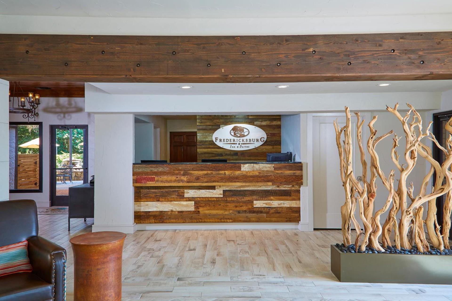 Fredericksburg Inn and Suites photo 3