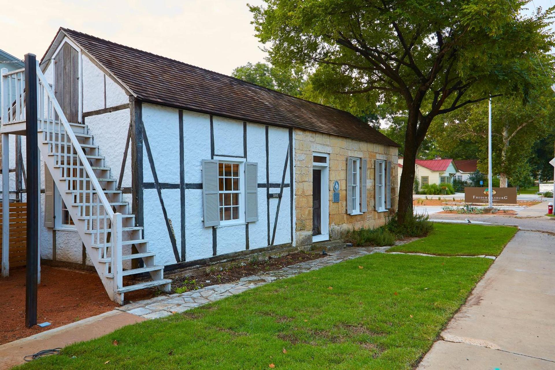 Fredericksburg Inn and Suites photo 23