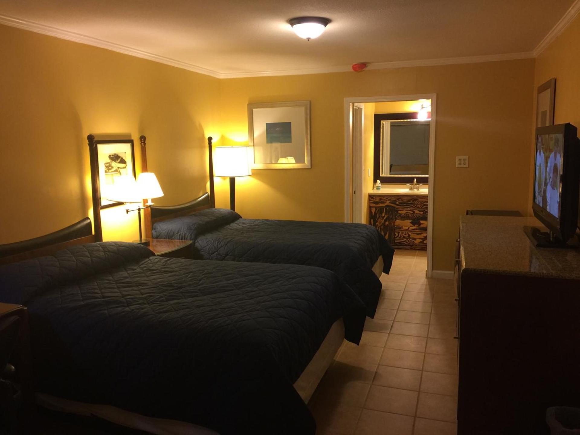 Dragon INN & Suites photo 29