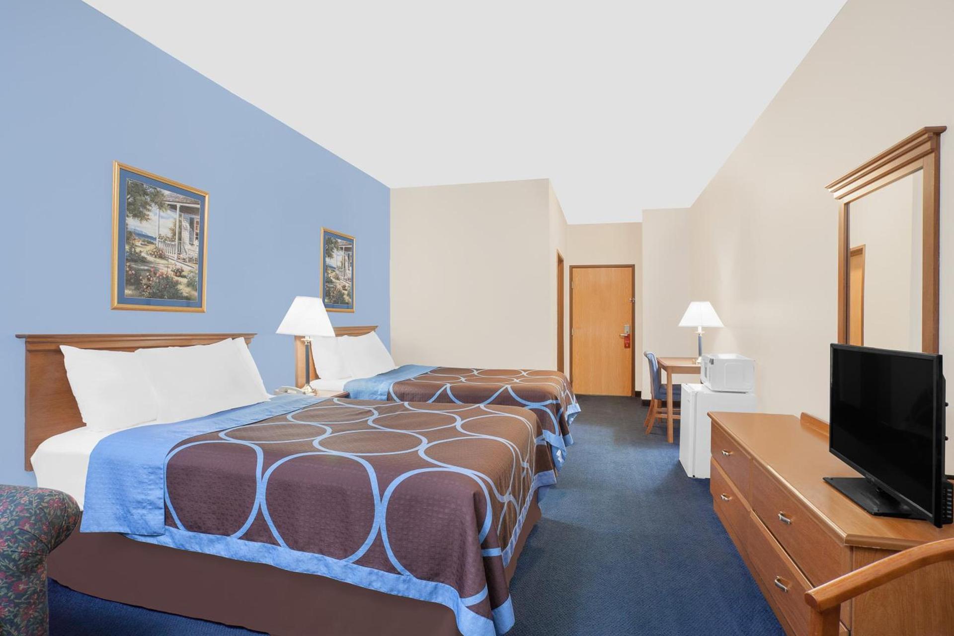Super 8 by Wyndham Cobleskill NY photo 23