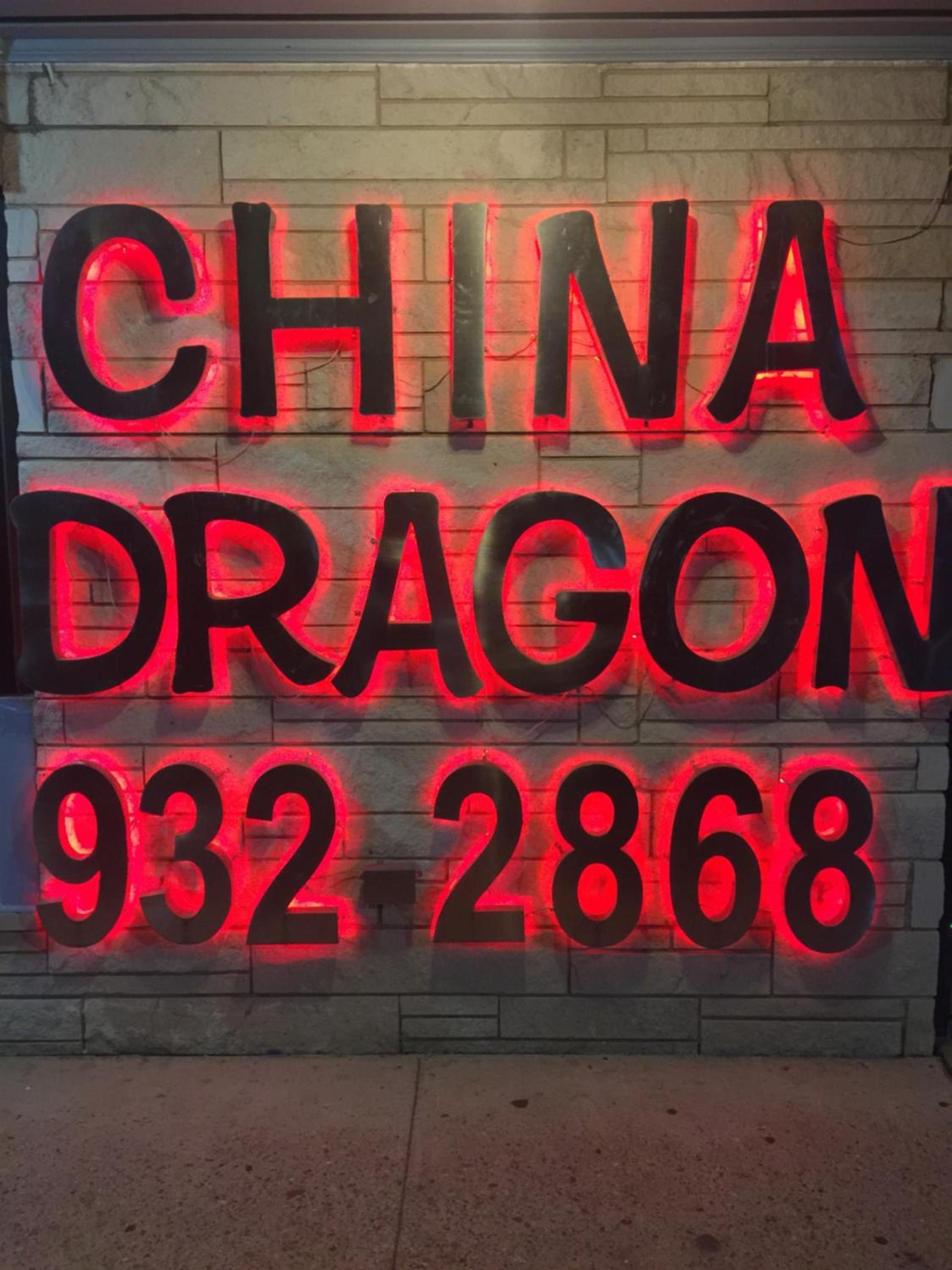 Dragon INN & Suites photo 10