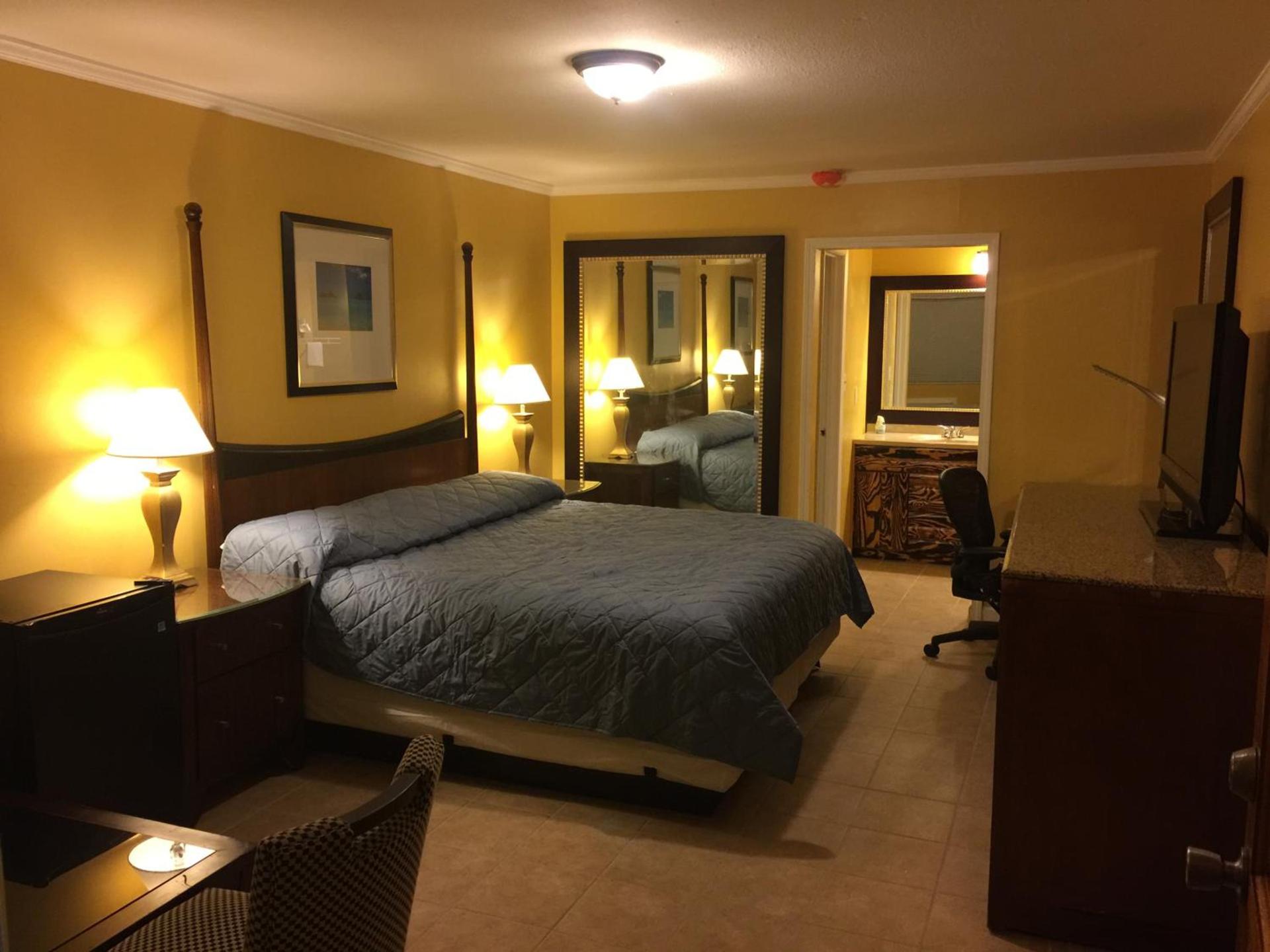 Dragon INN & Suites photo 12