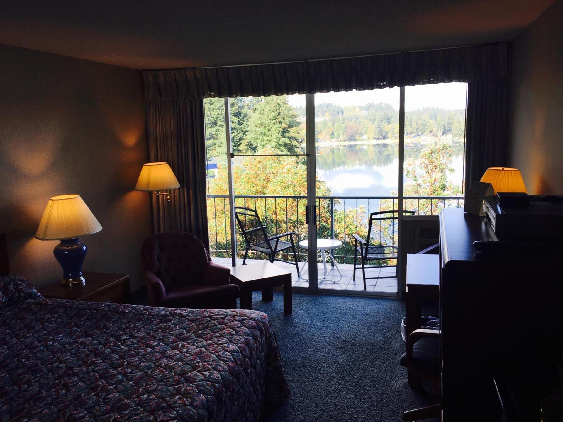Flagship Inn photo 4