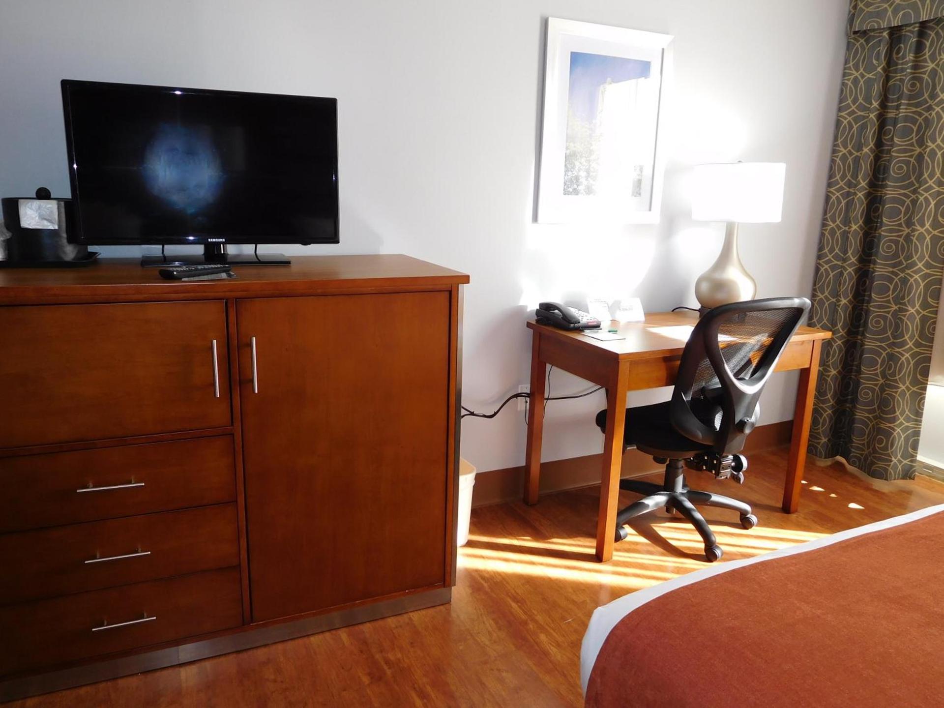 Wyndham Garden Greensboro photo 34
