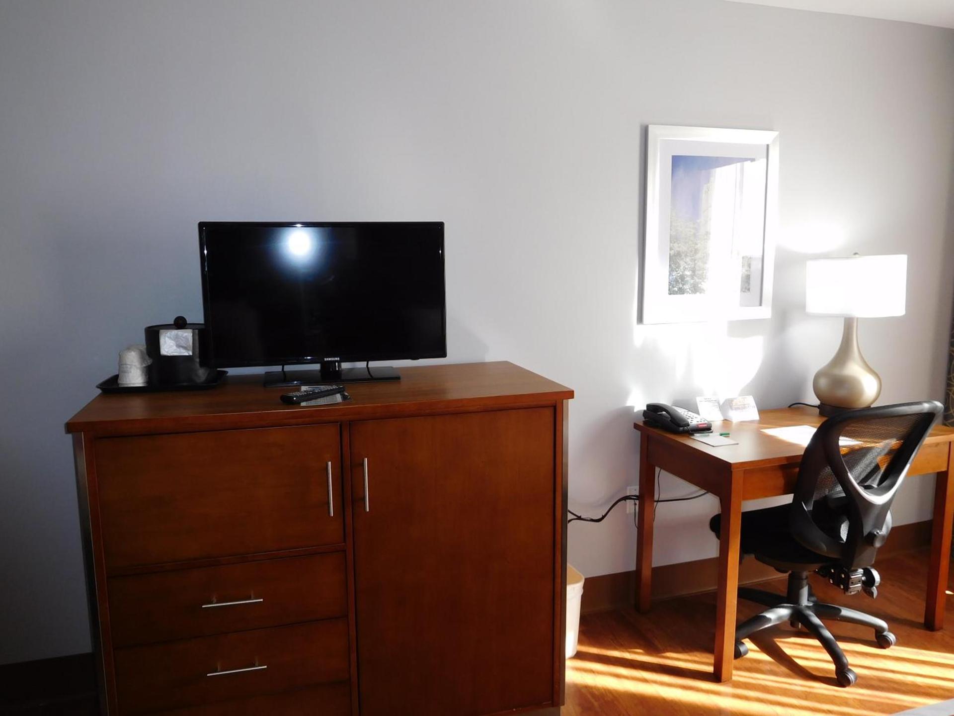Wyndham Garden Greensboro photo 42