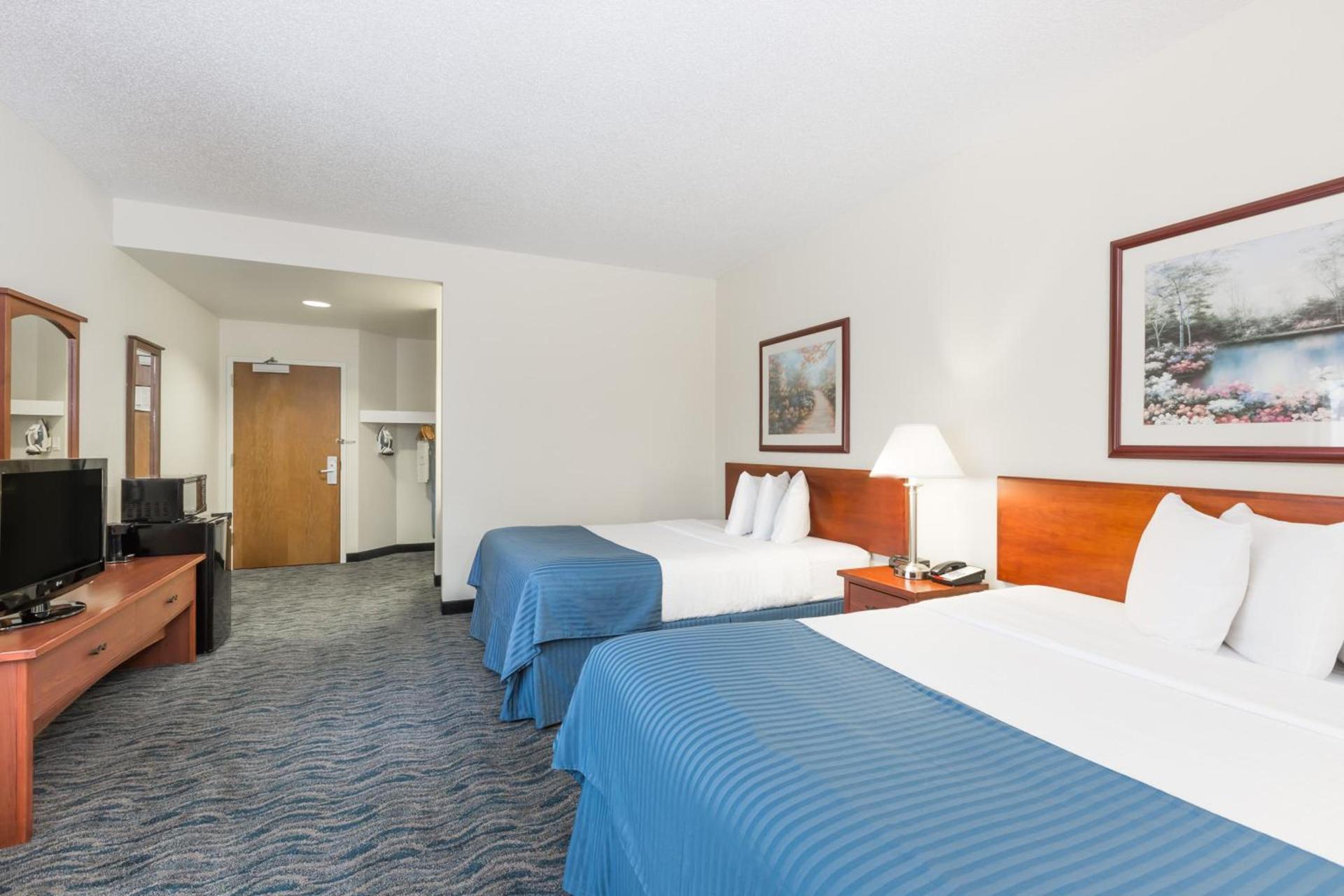 Baymont by Wyndham Des Moines Airport photo 7
