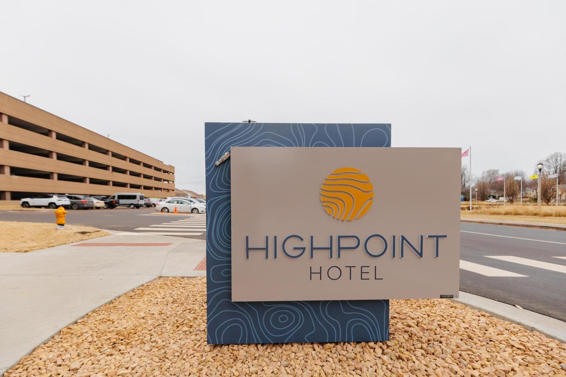 Highpoint Hotel photo 99