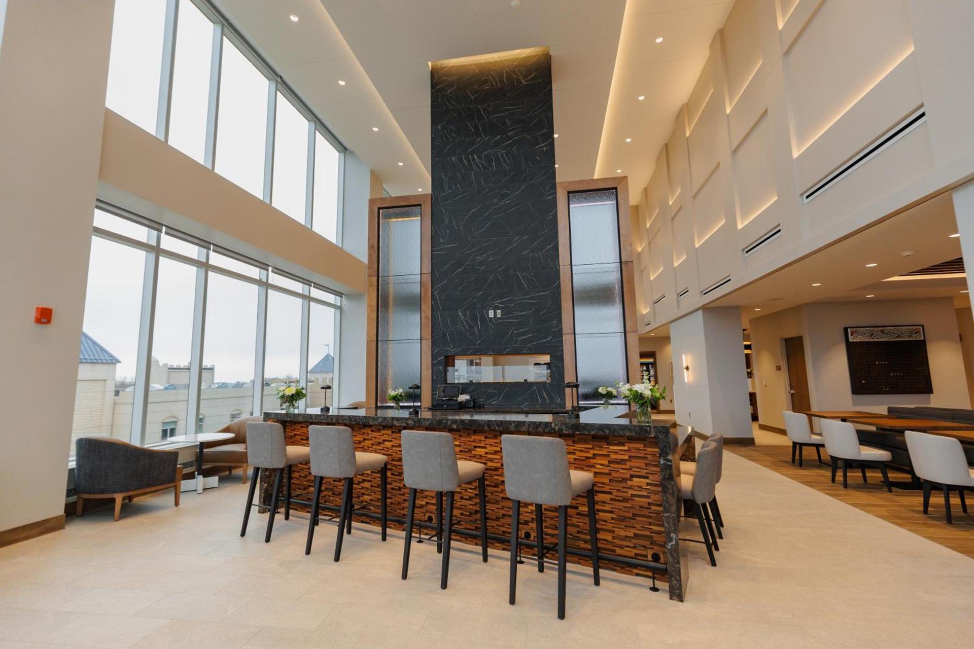 Highpoint Hotel photo 81