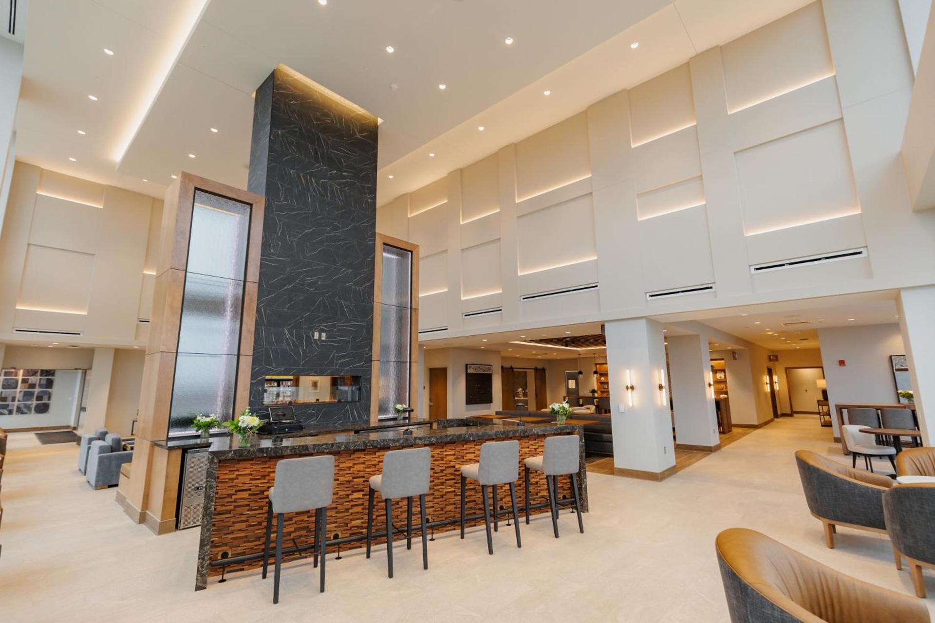 Highpoint Hotel photo 79