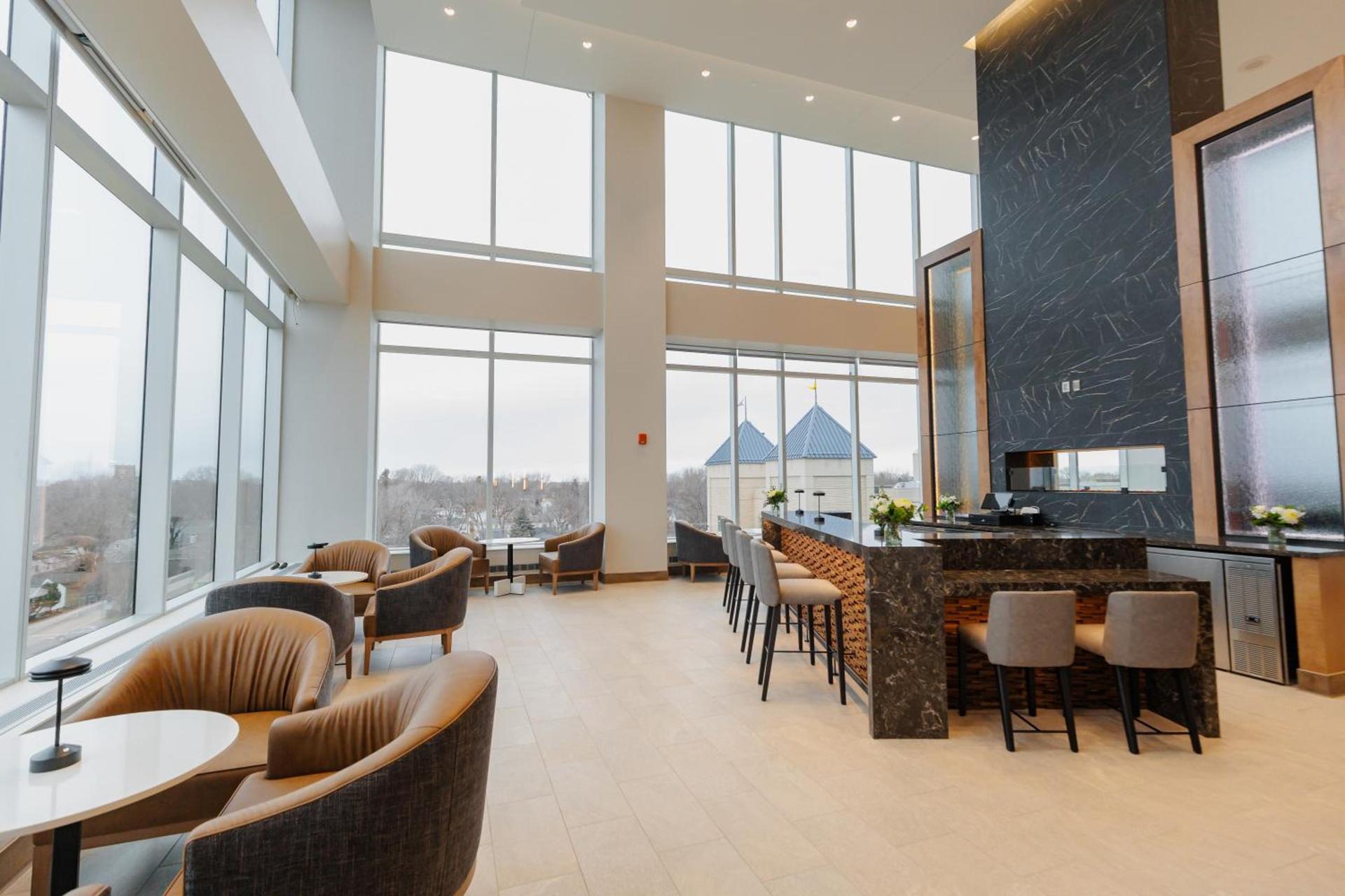 Highpoint Hotel photo 83