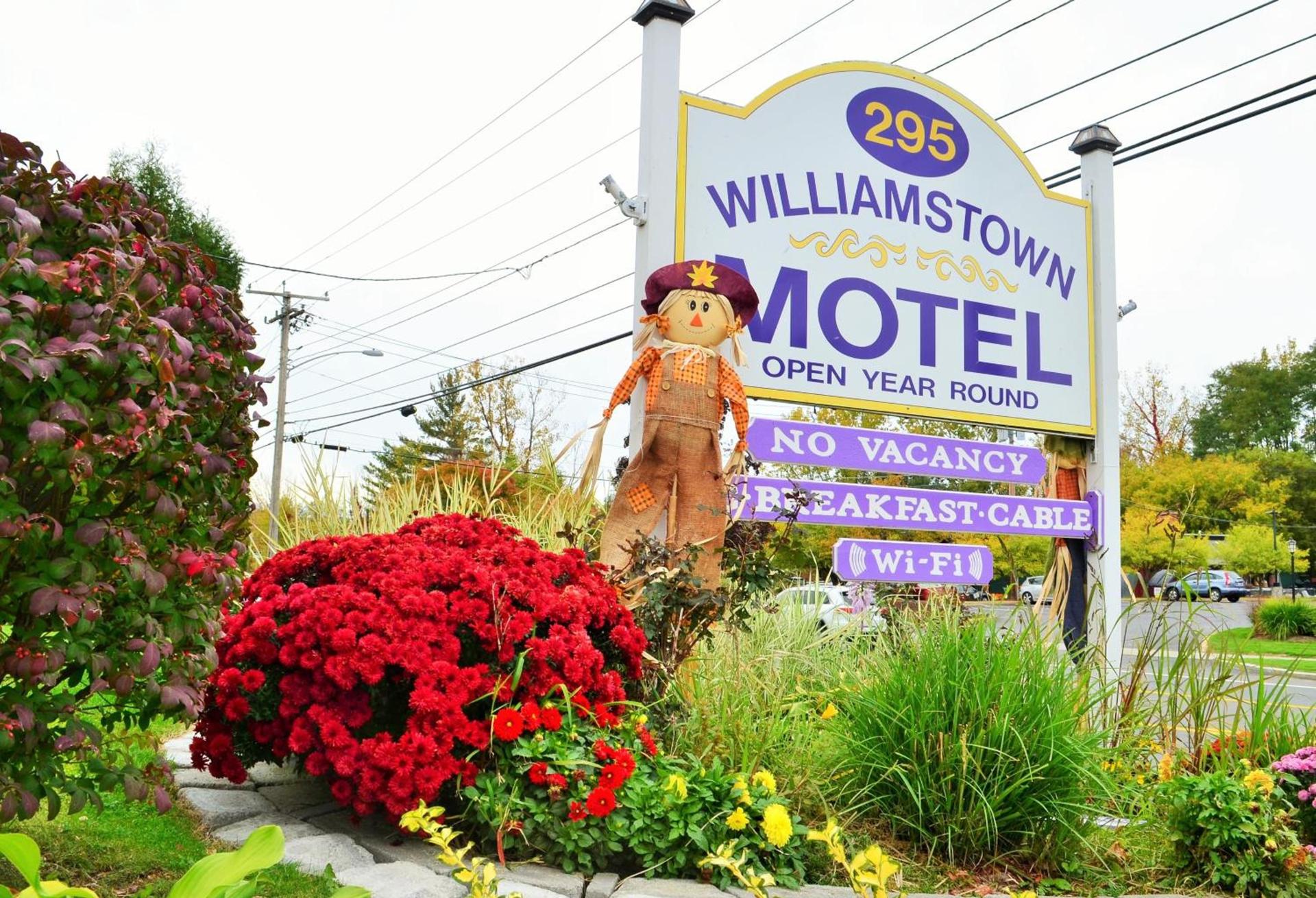 Williamstown Motel photo 79