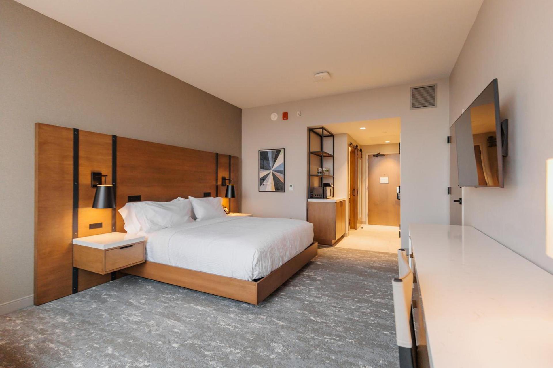 Highpoint Hotel photo 60