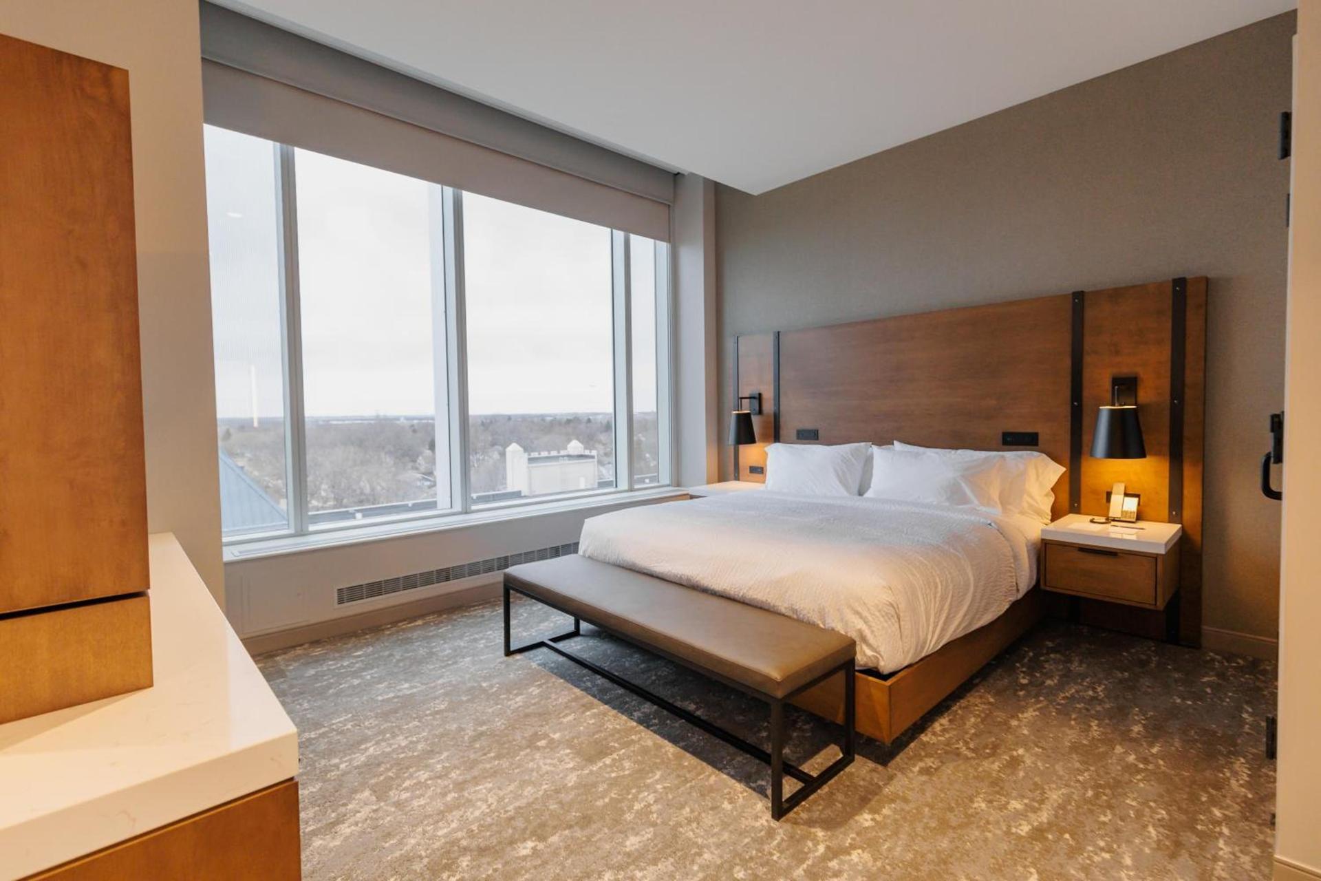 Highpoint Hotel photo 35