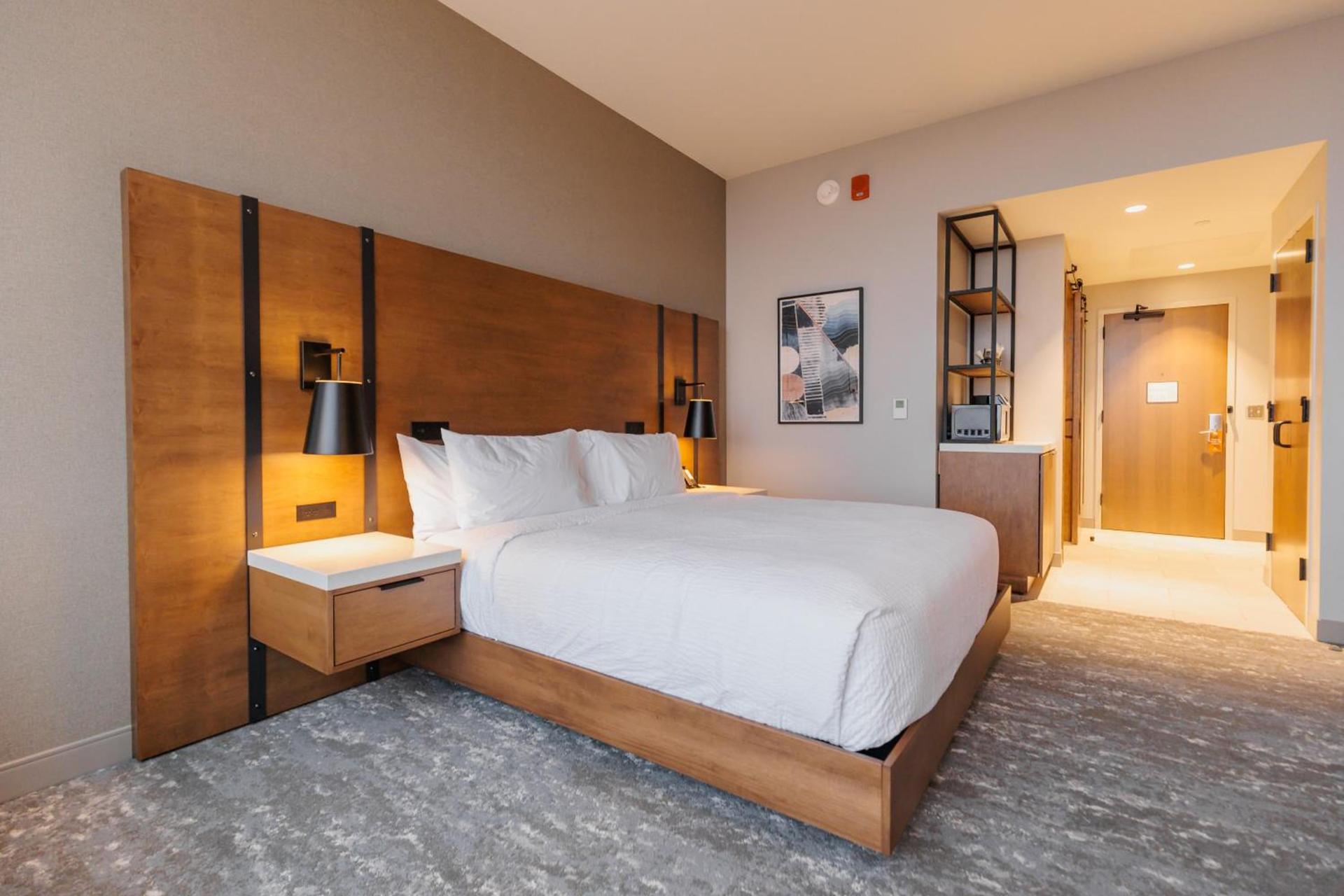 Highpoint Hotel photo 13