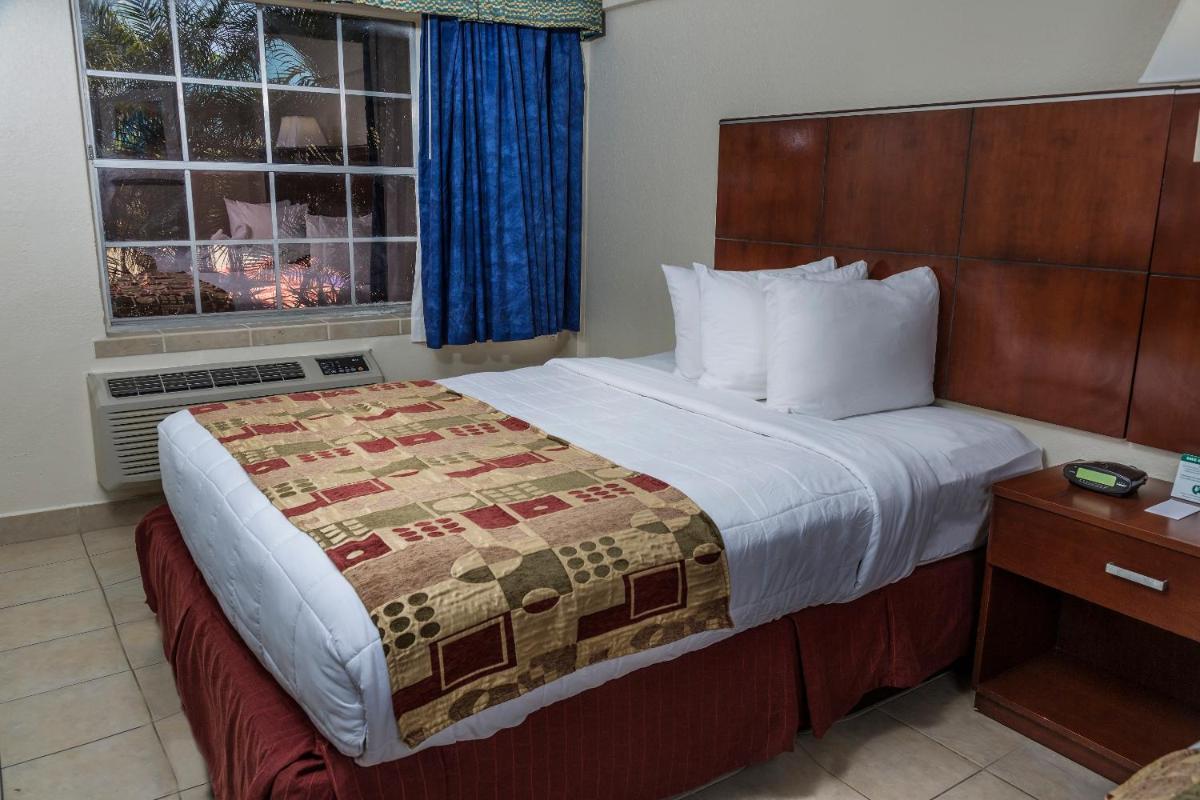 Flamingo Express Hotel photo 4