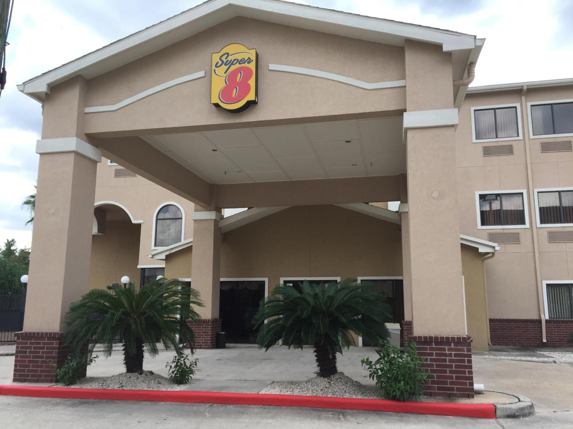 Red Lion Inn & Suites IAH Airport East photo 35