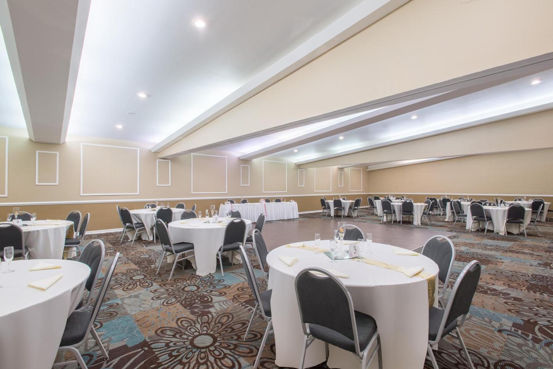 Ramada by Wyndham Allentown Bethlehem photo 36