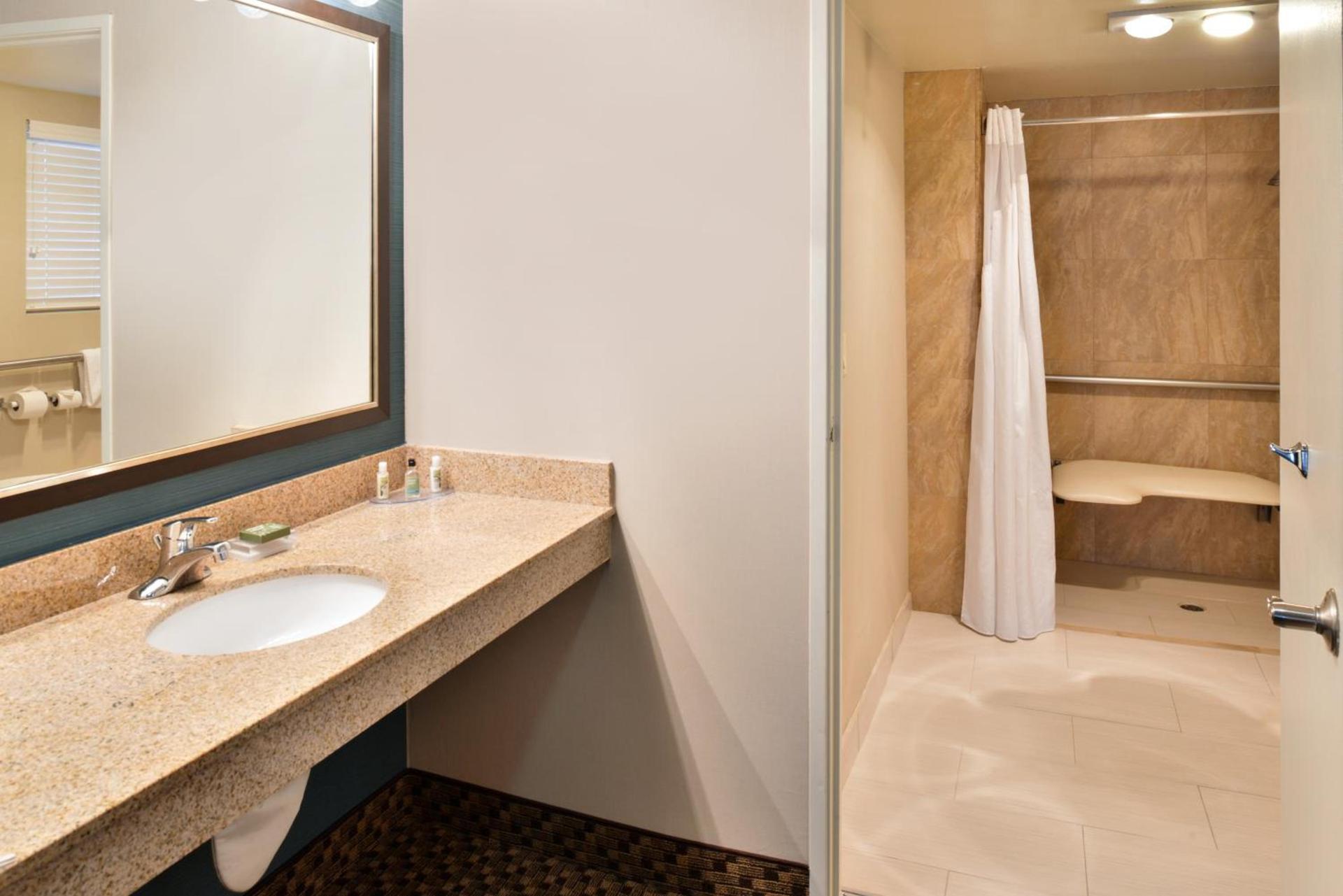 Best Western PLUS La Mesa San Diego photo 6