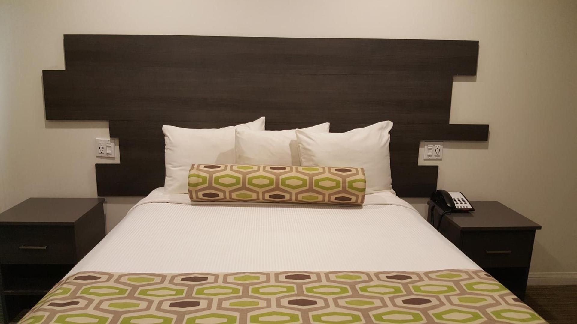 Jewel City Inn photo 7