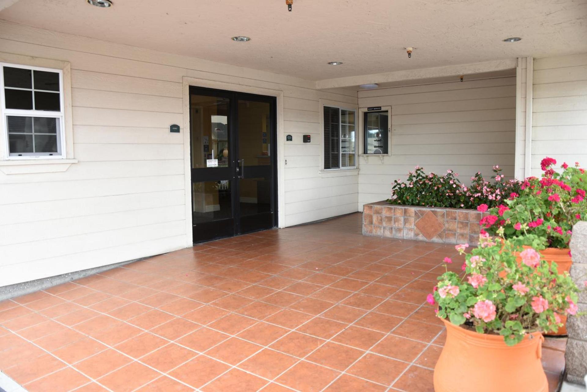 Howard Johnson by Wyndham Salinas photo 24
