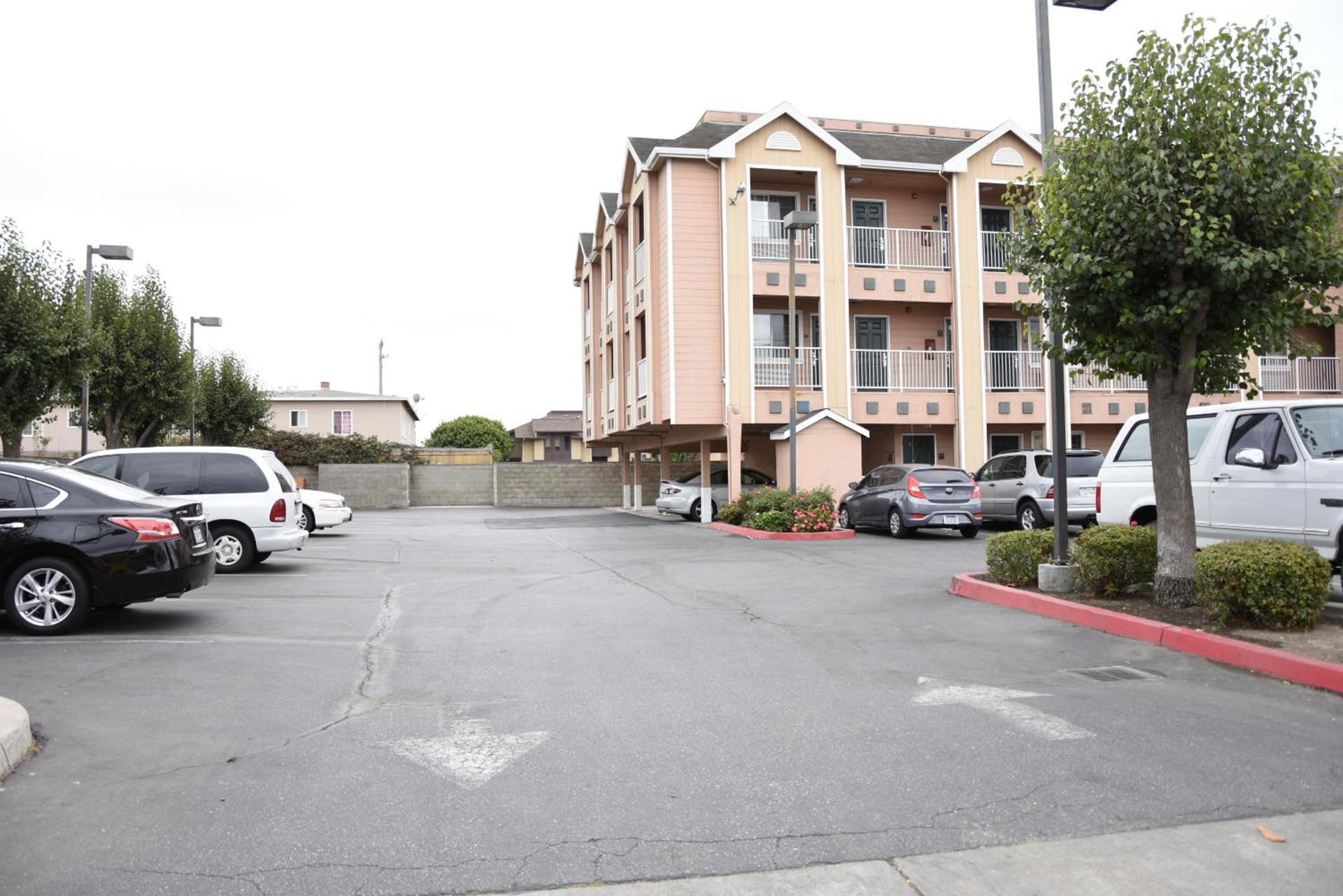 Howard Johnson by Wyndham Salinas photo 28